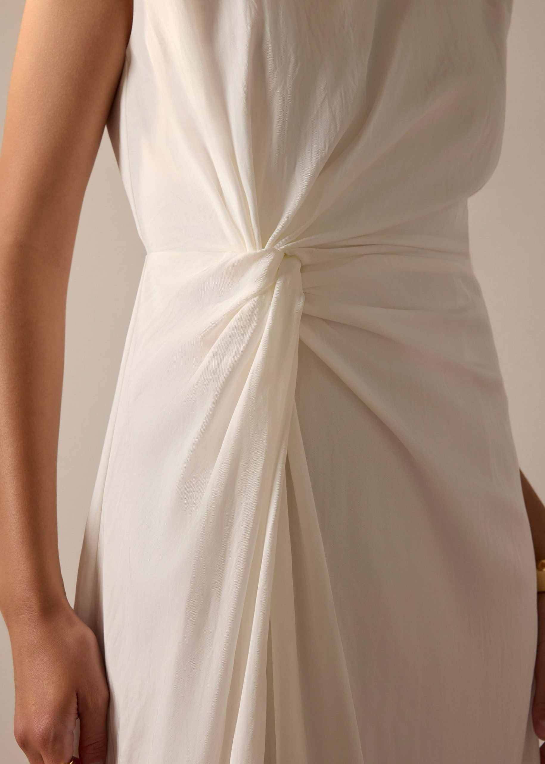 Crinkled Twist Knot Midaxi Dress - Image 16