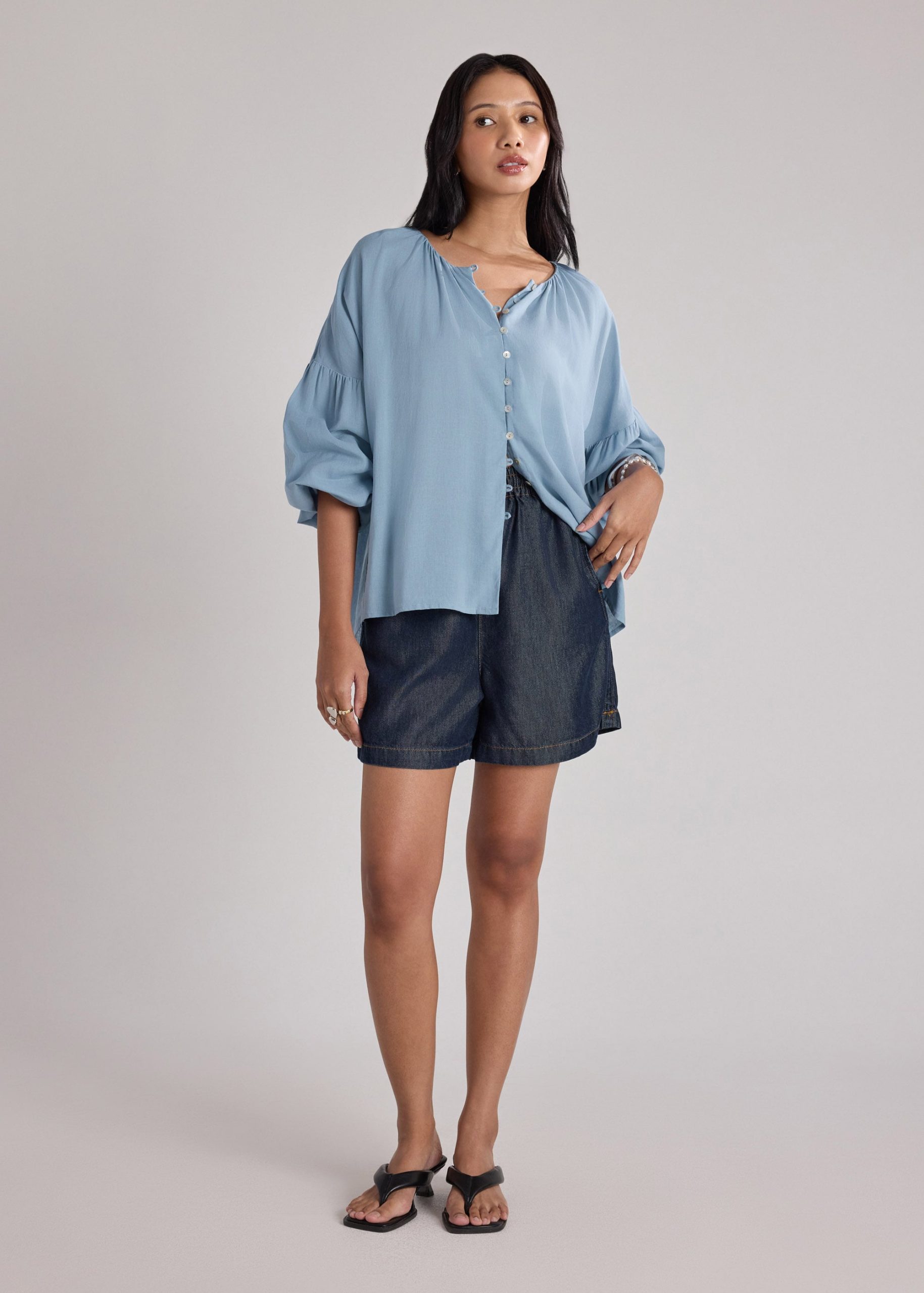 Relaxed Poet Sleeve Blouse - Image 13