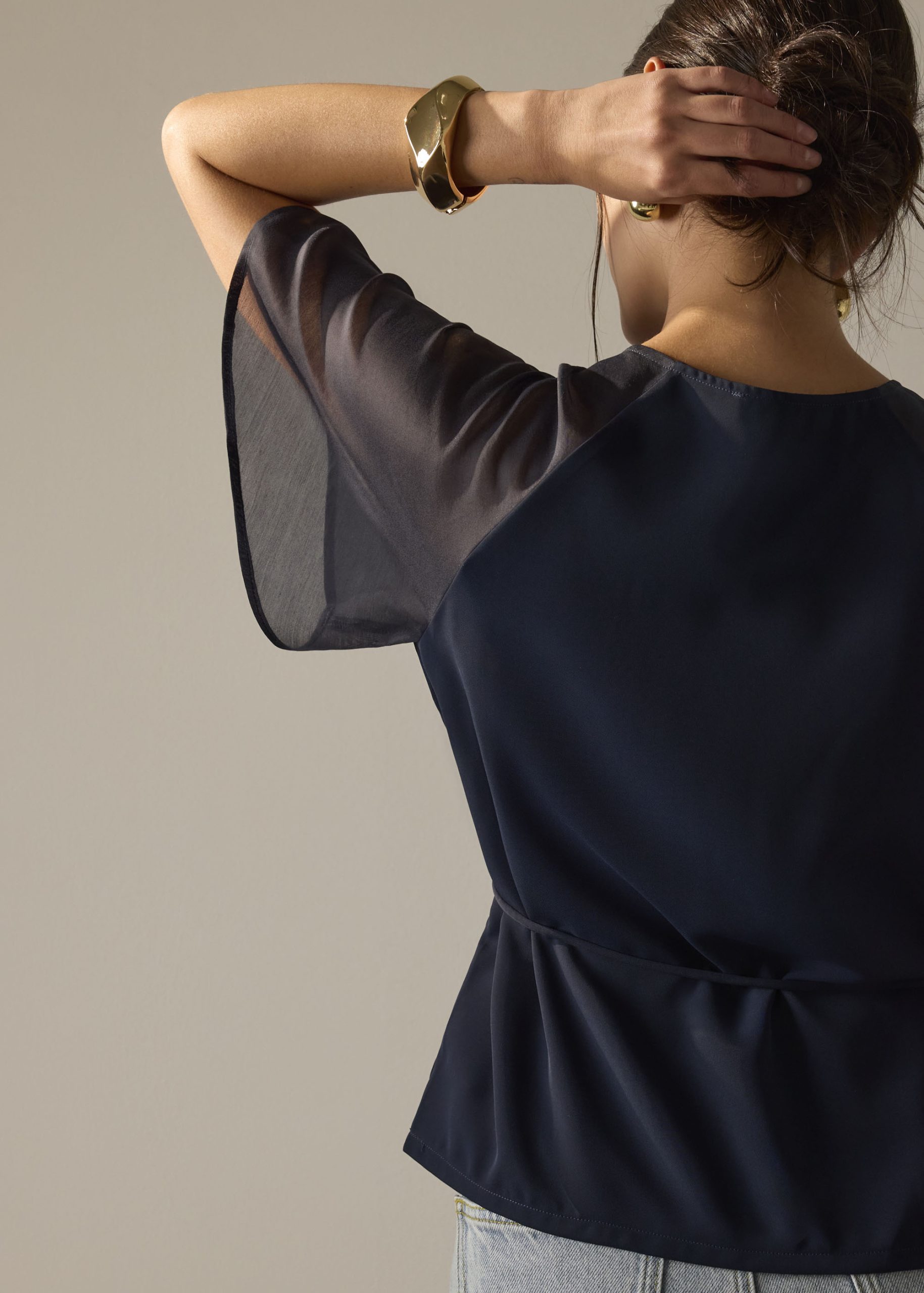 Gela Crepe Top With Sash - Image 11