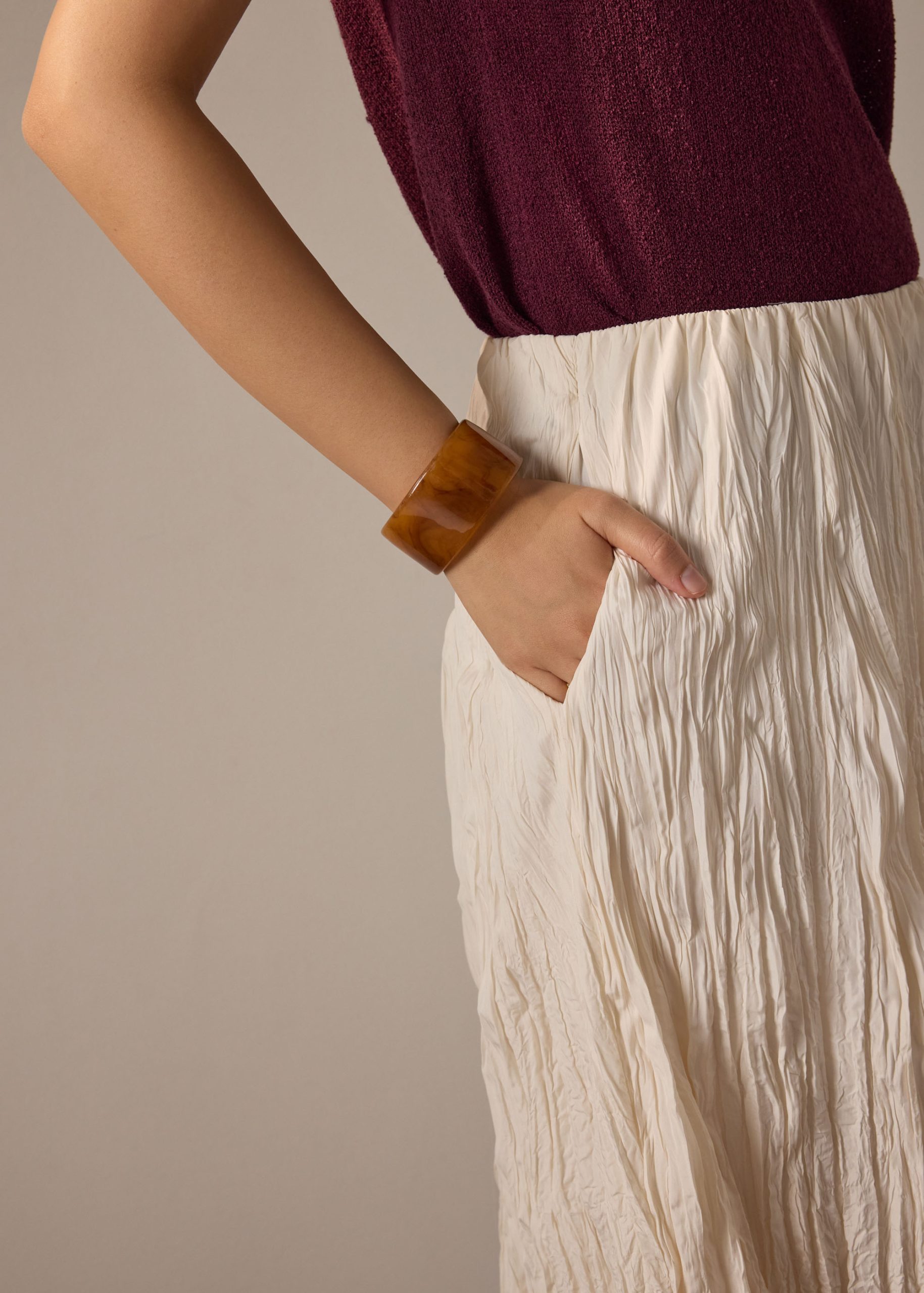 Leila Elastic Crinkled Pleats Flare Maxi Skirt - Image 5