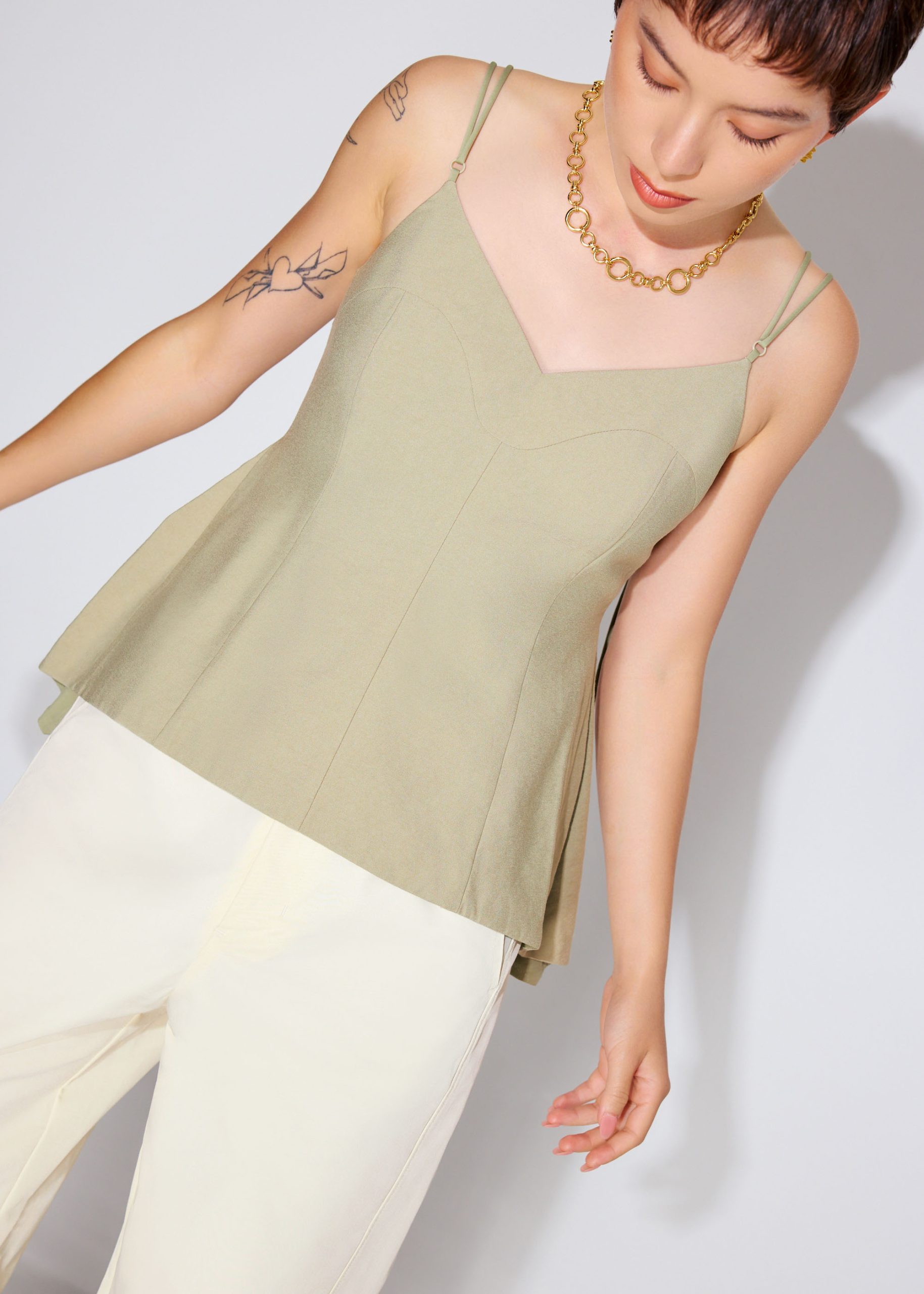 Textured Panelled V-neck Peplum Top - Image 10