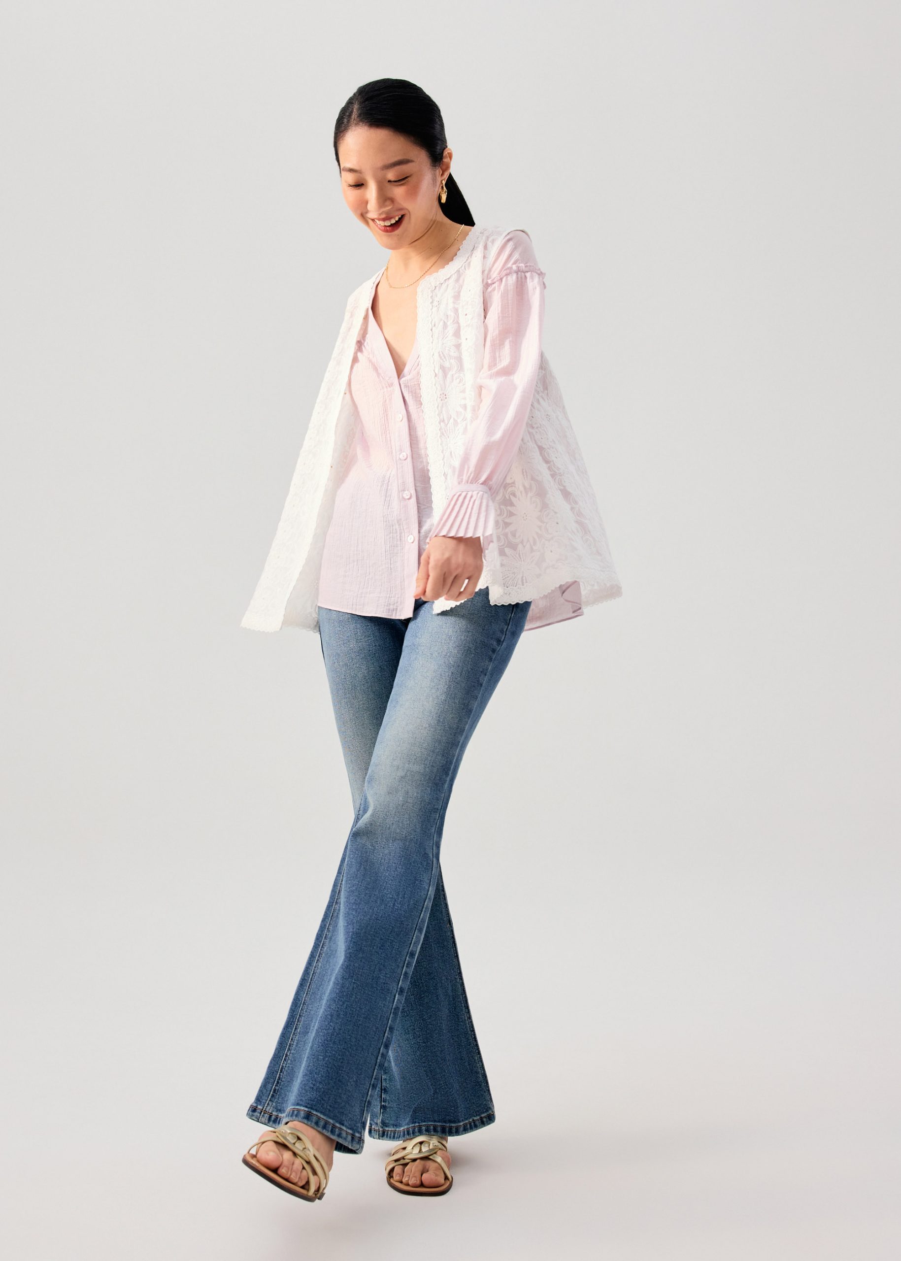Relaxed Ruffle Trim Lyocell V-neck Long Blouse - Image 9