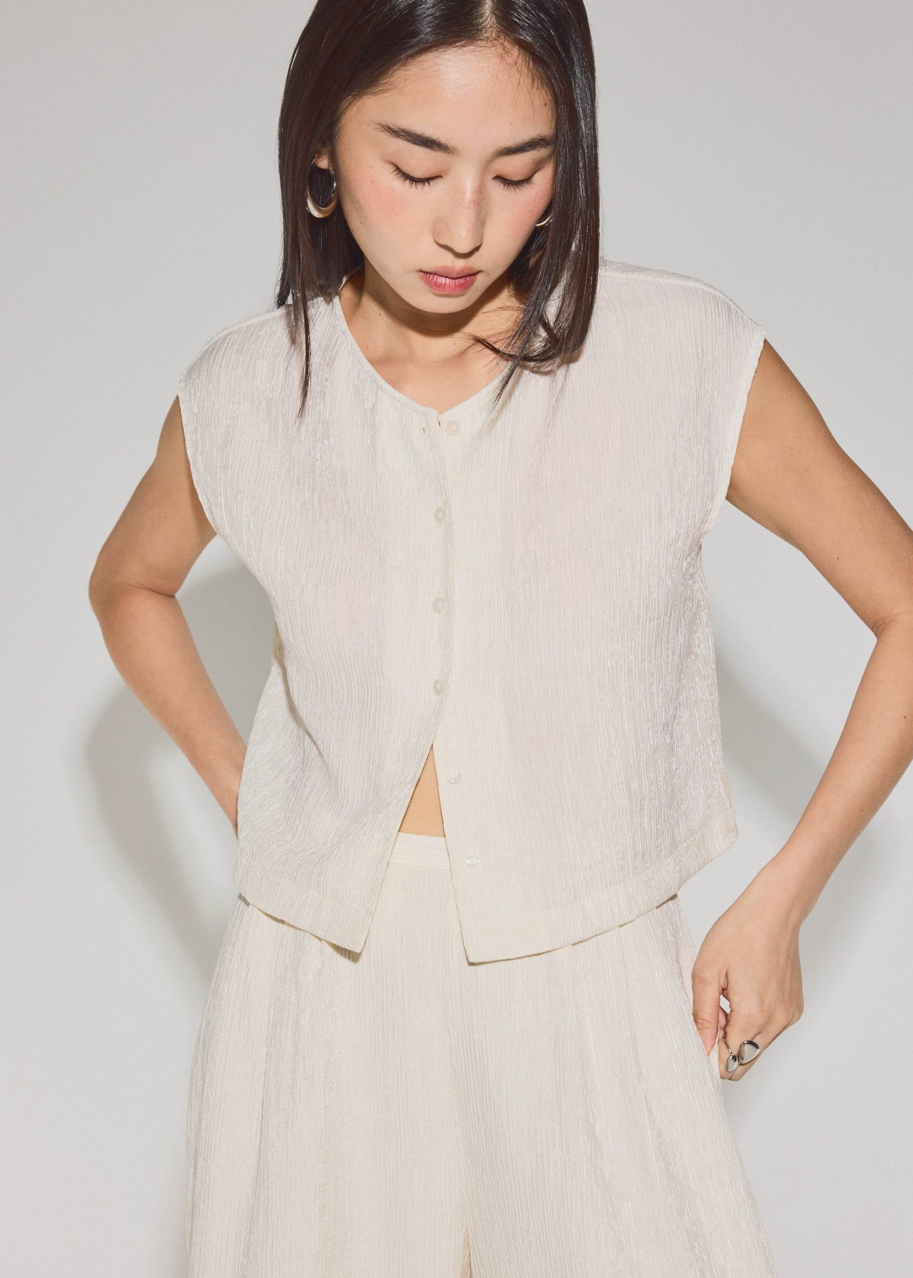 Relaxed Textured Lyocell Button Down Top - Image 10