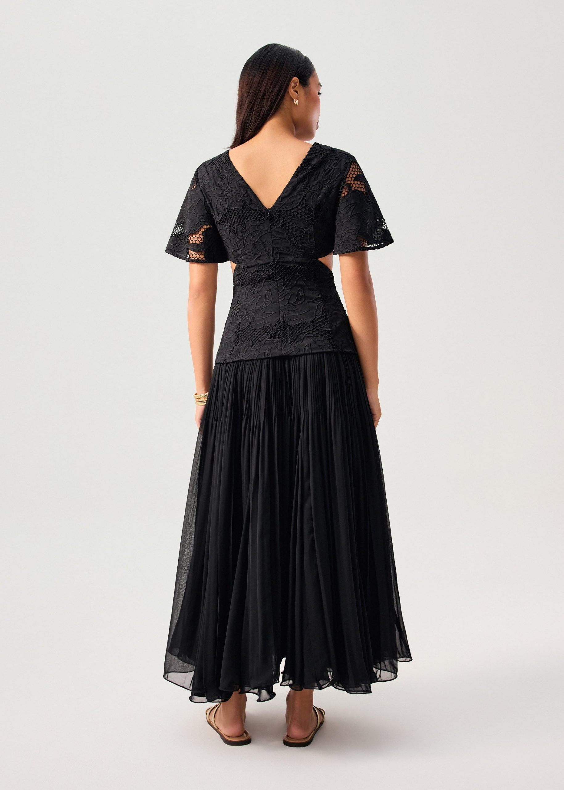 BraFree by LB Lace V-Neck Bell Sleeve Fit & Flare Maxi Dress - Image 6