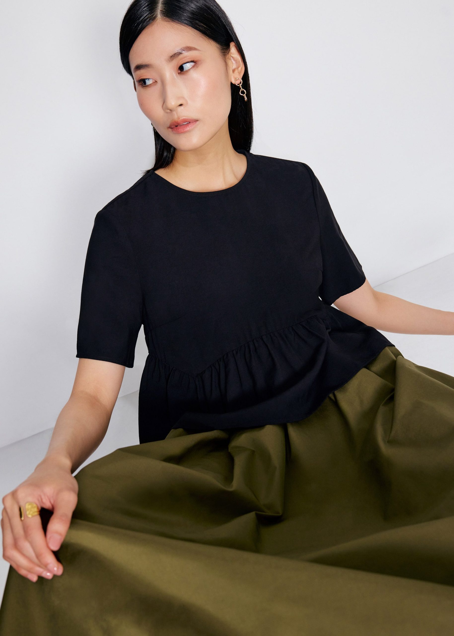 Round Neck Peplum Shell Top - Image 6