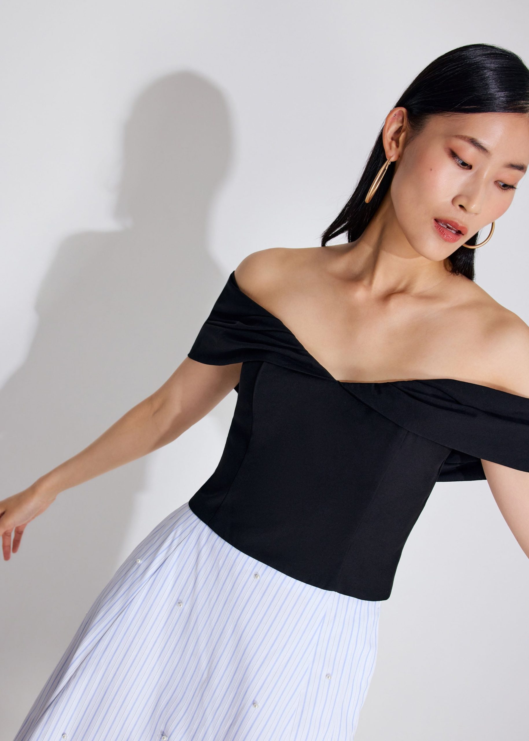 BraFree by LB Ruched Off Shoulder Fitted Top - Image 5