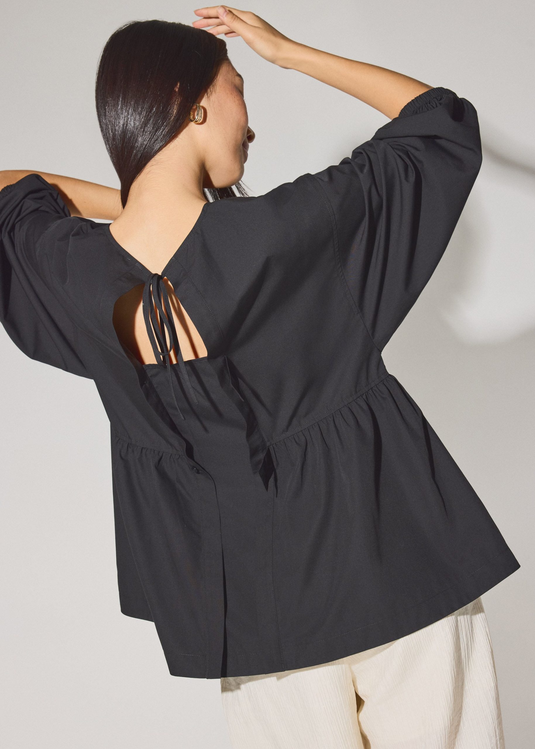 Round Neck Peplum Long Top