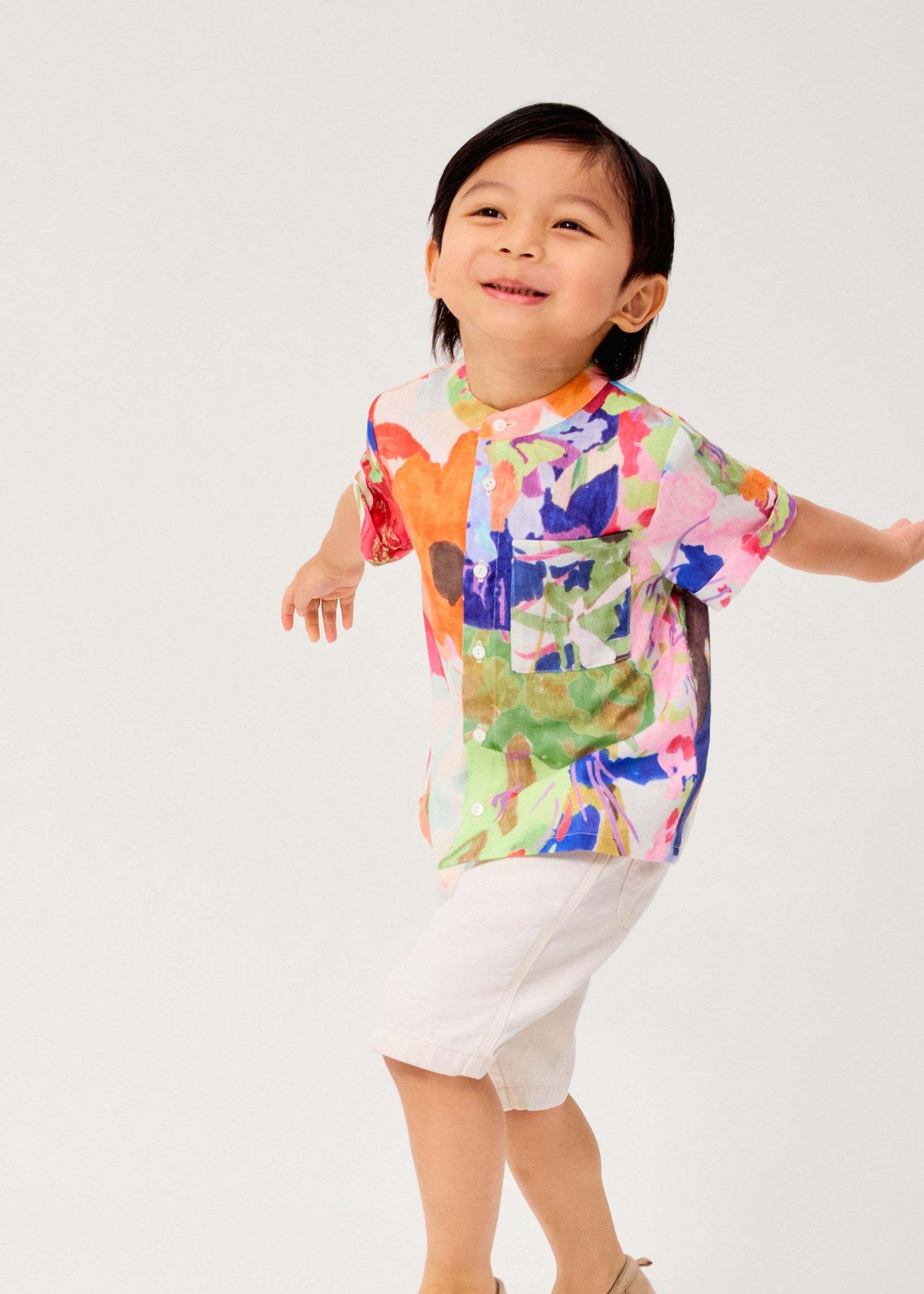 Kids' Mandarin Collar Button Down Shirt in Vivid Blooms