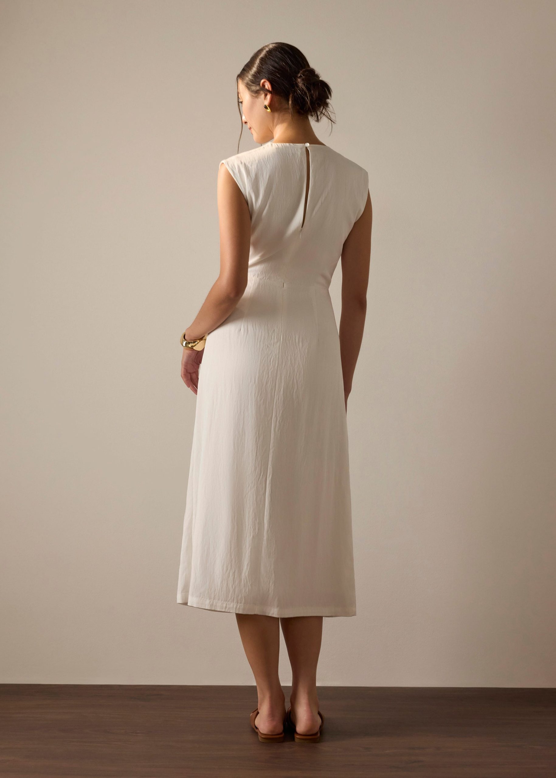 Crinkled Twist Knot Midaxi Dress - Image 18