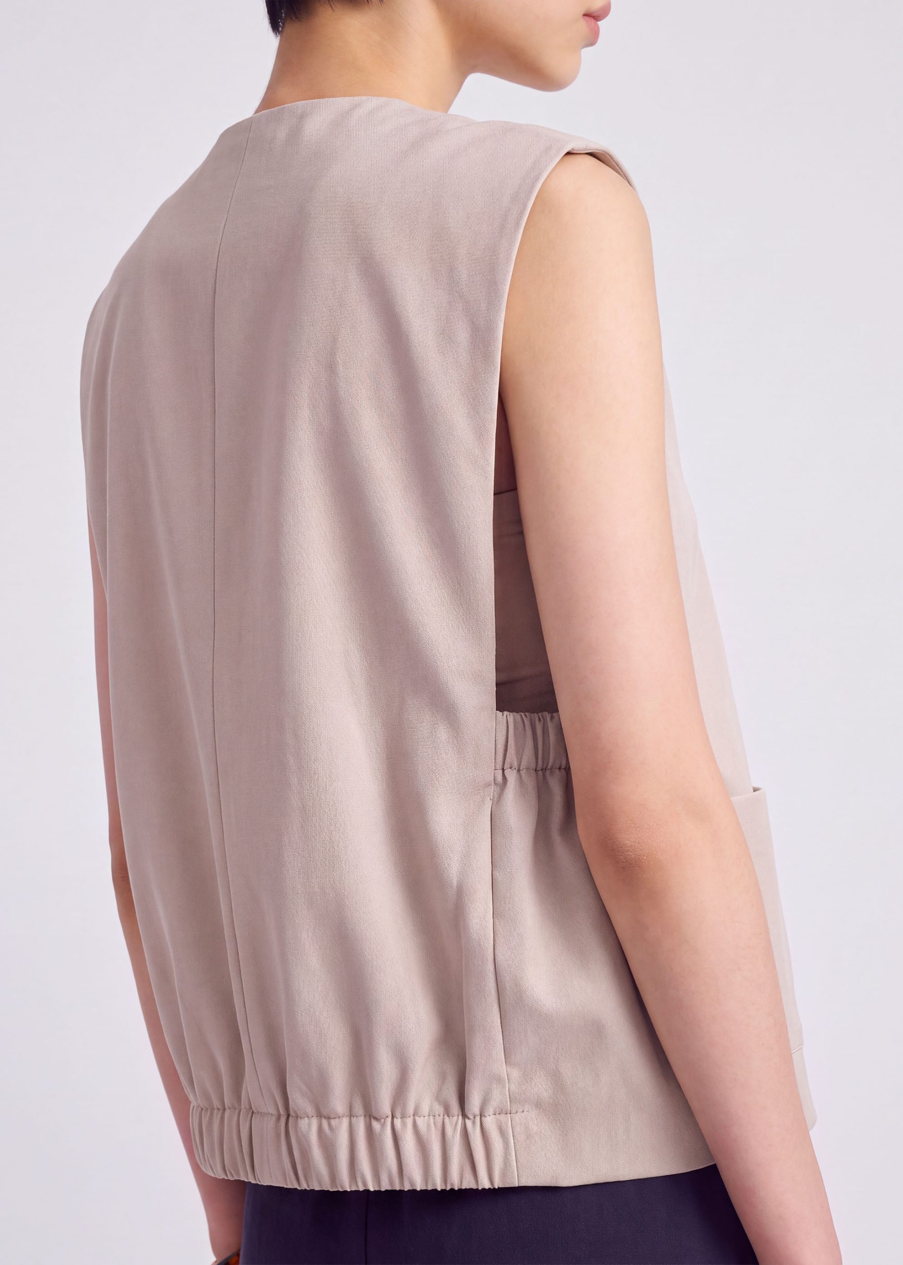 Relaxed Boxy Vest - Image 12