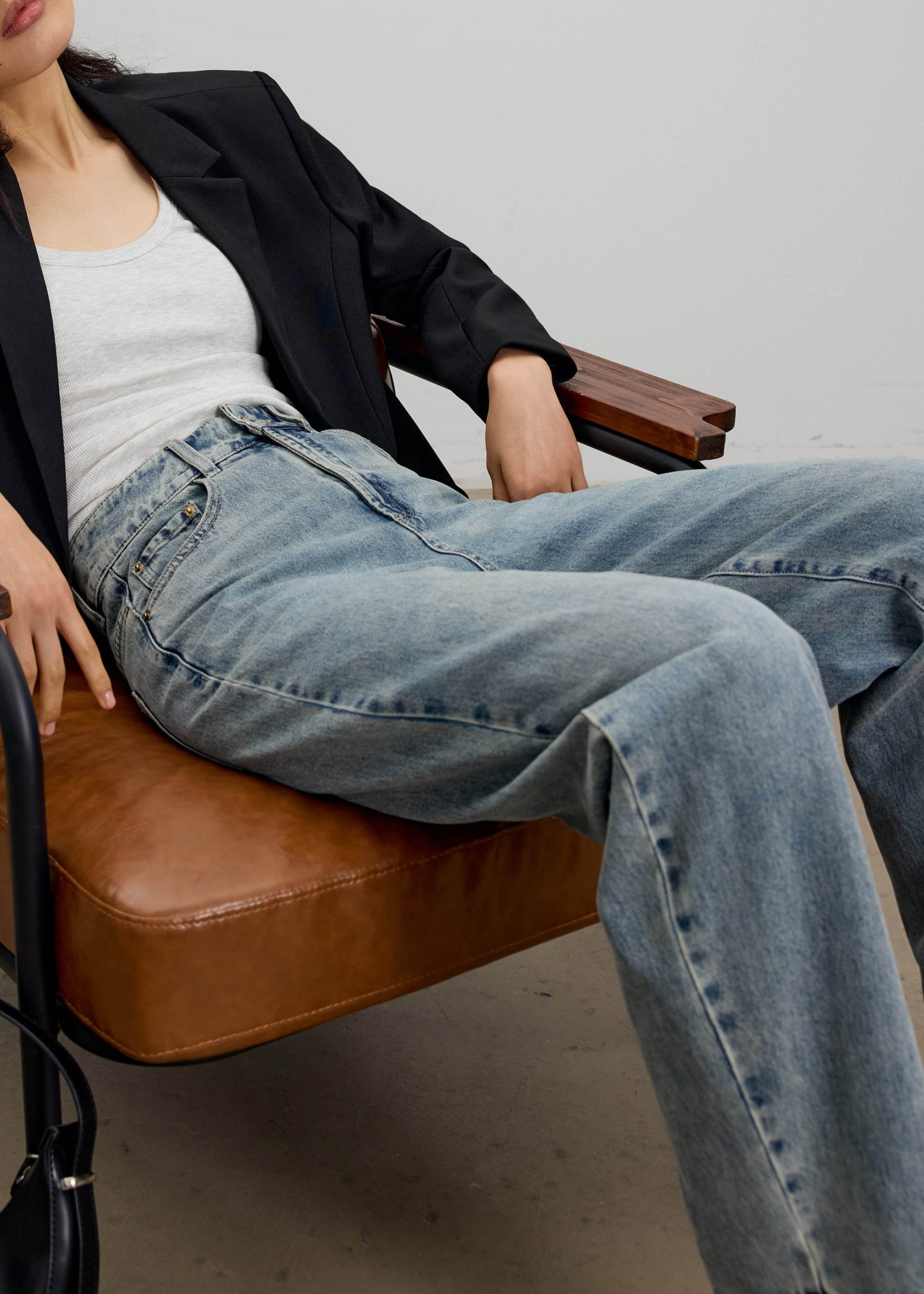 Mai Denim Barrel Jeans - Image 12
