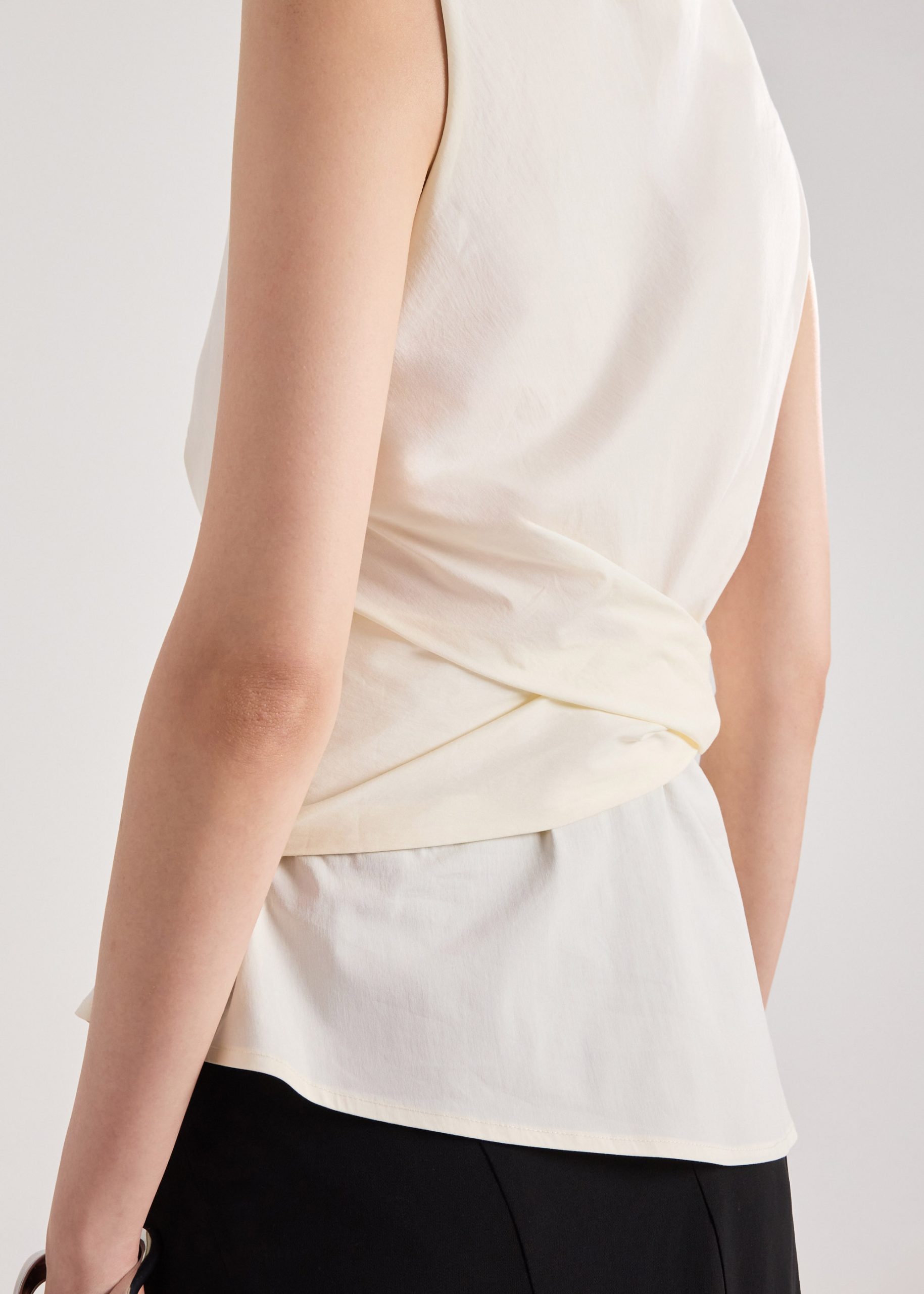Side Tie Poplin Top - Image 6