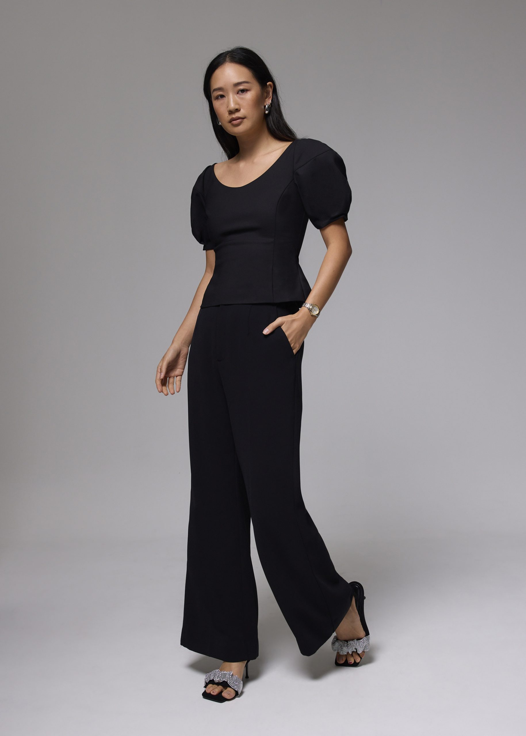 Scoop Neck Fitted Puff Sleeve Top - Image 4