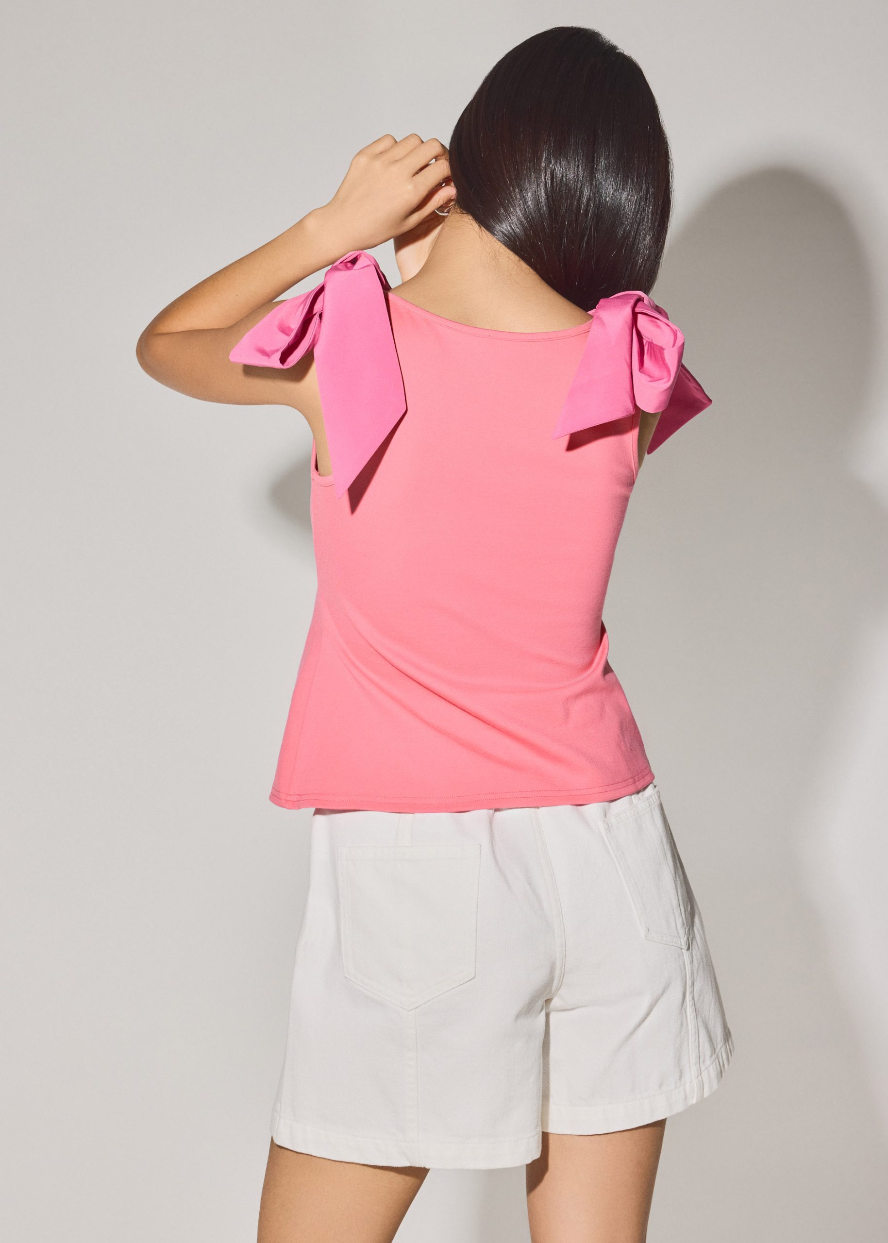 Ribbon Tie Scoop Neck Fitted Top - Image 17