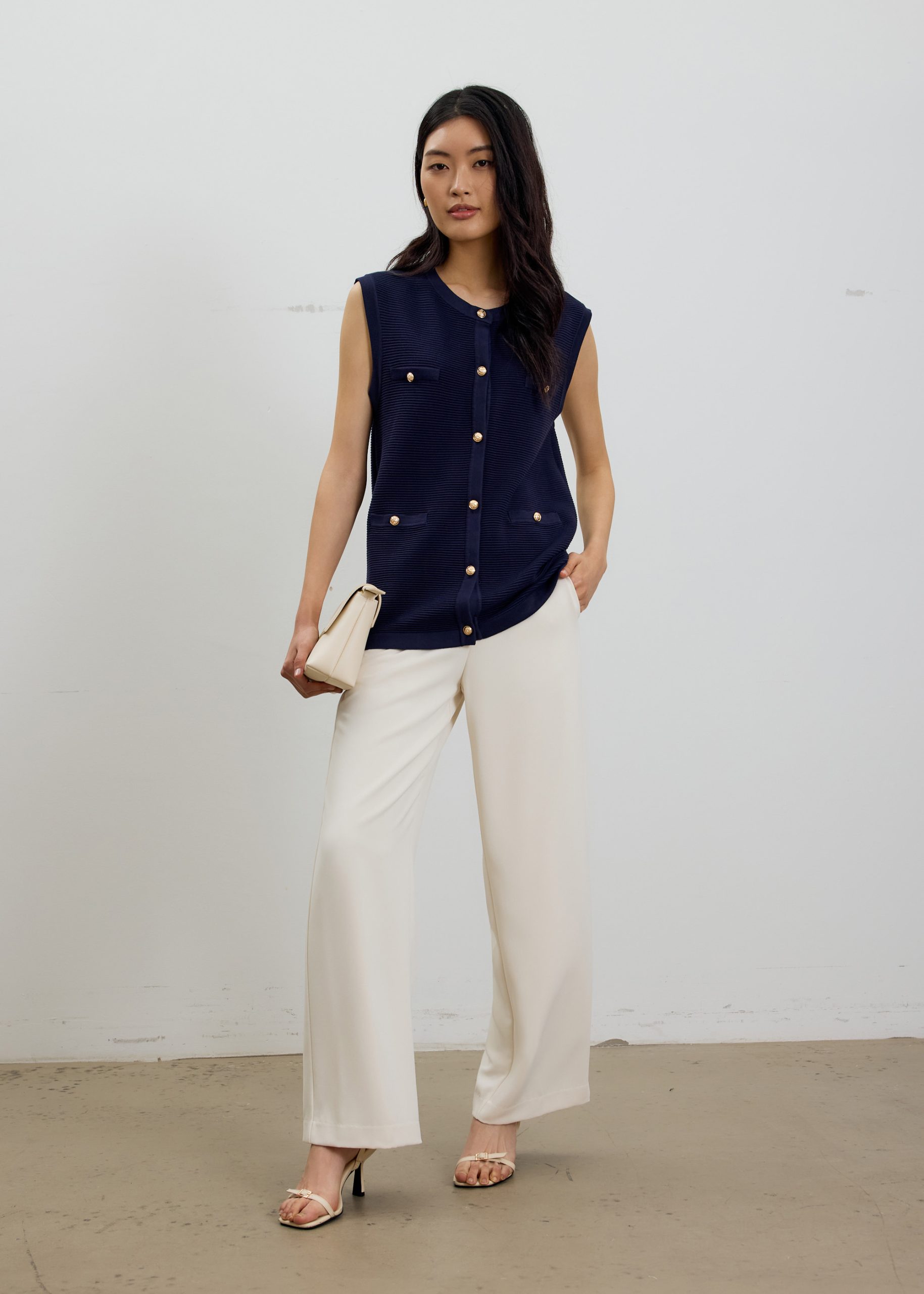 Yun Boxy Knit Vest - Image 6
