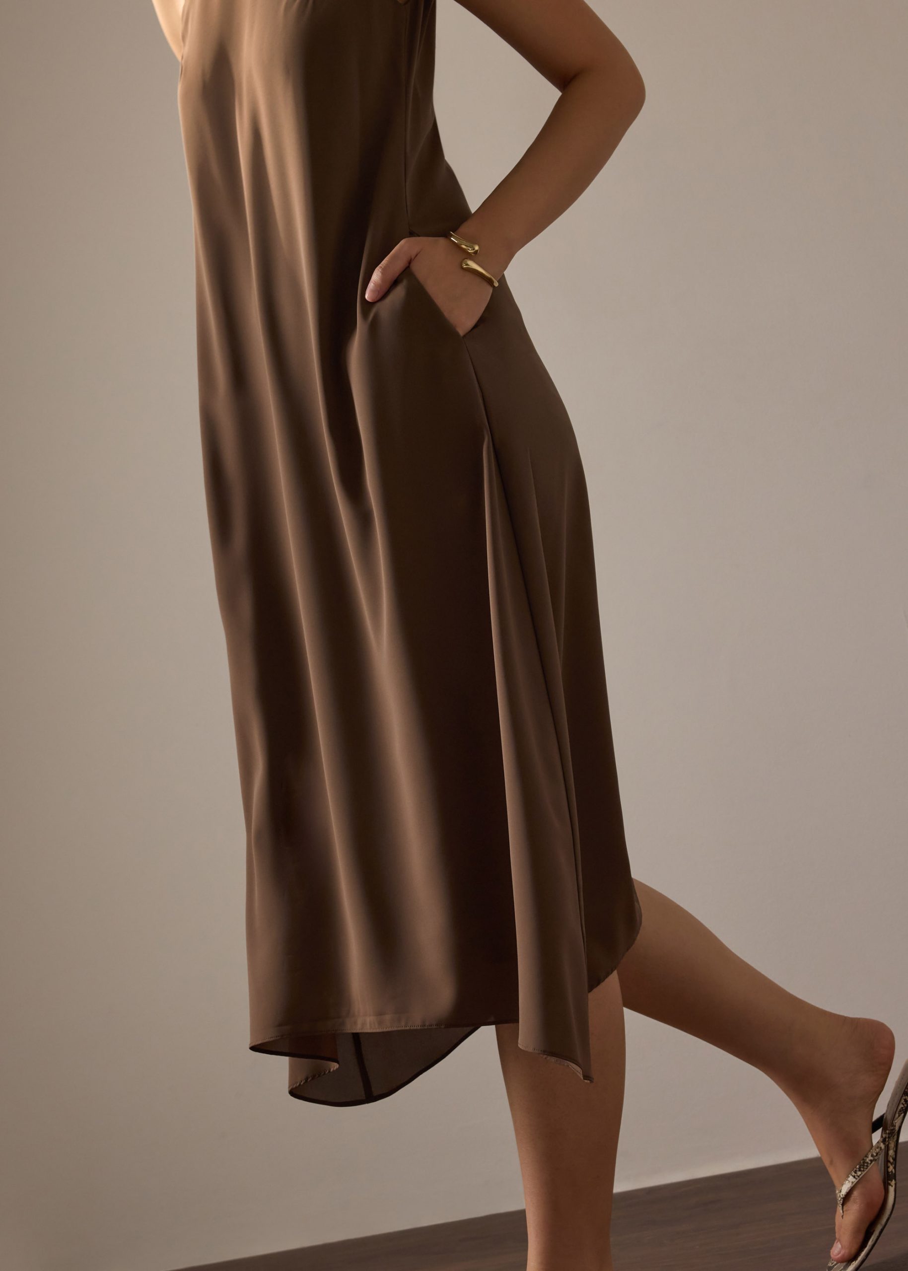 Suzanne Multi-way Detachable Shawl Column Midaxi Dress - Image 14