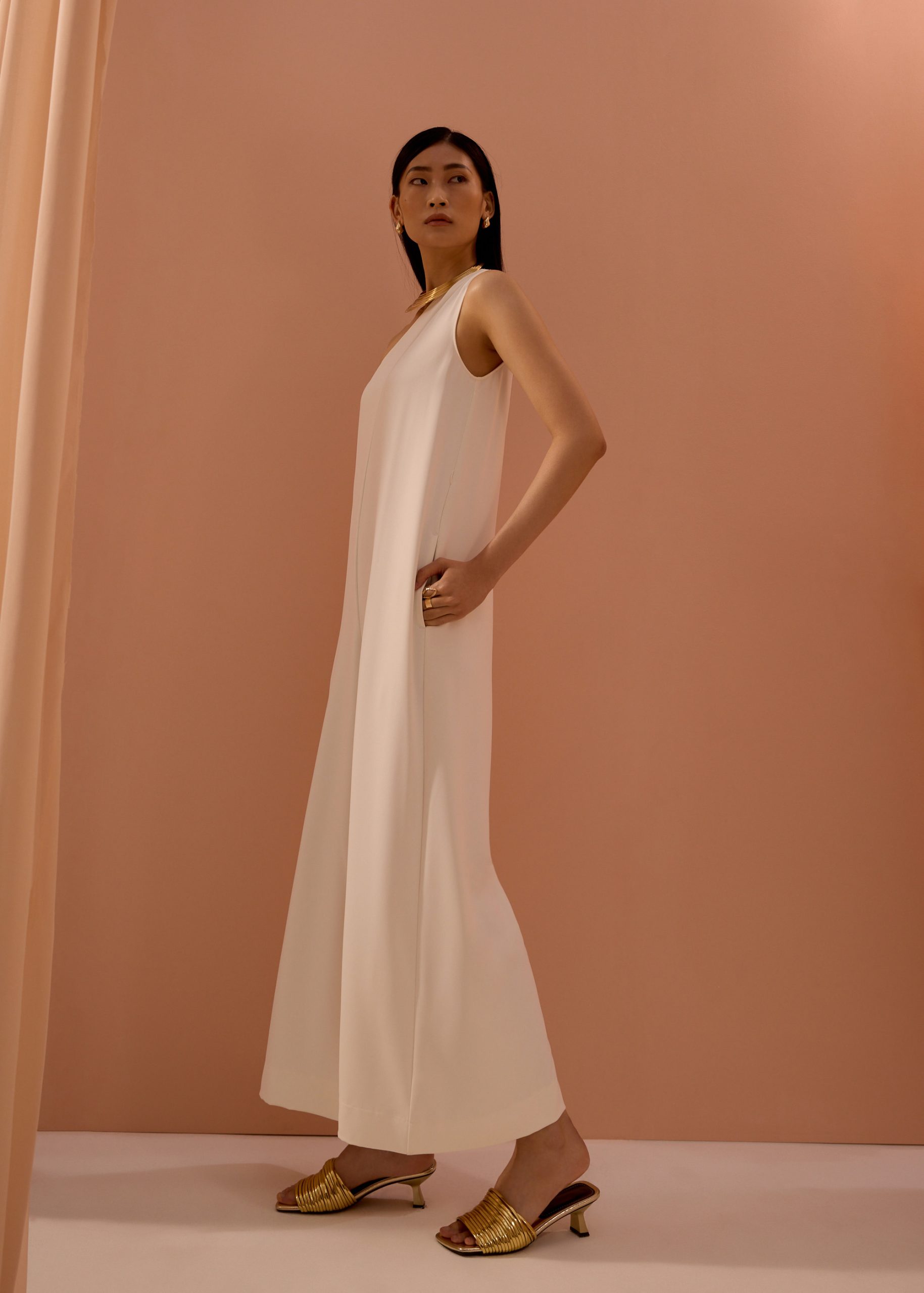 Leggy??Kanda Asymmetric Flare Jumpsuit - Image 9