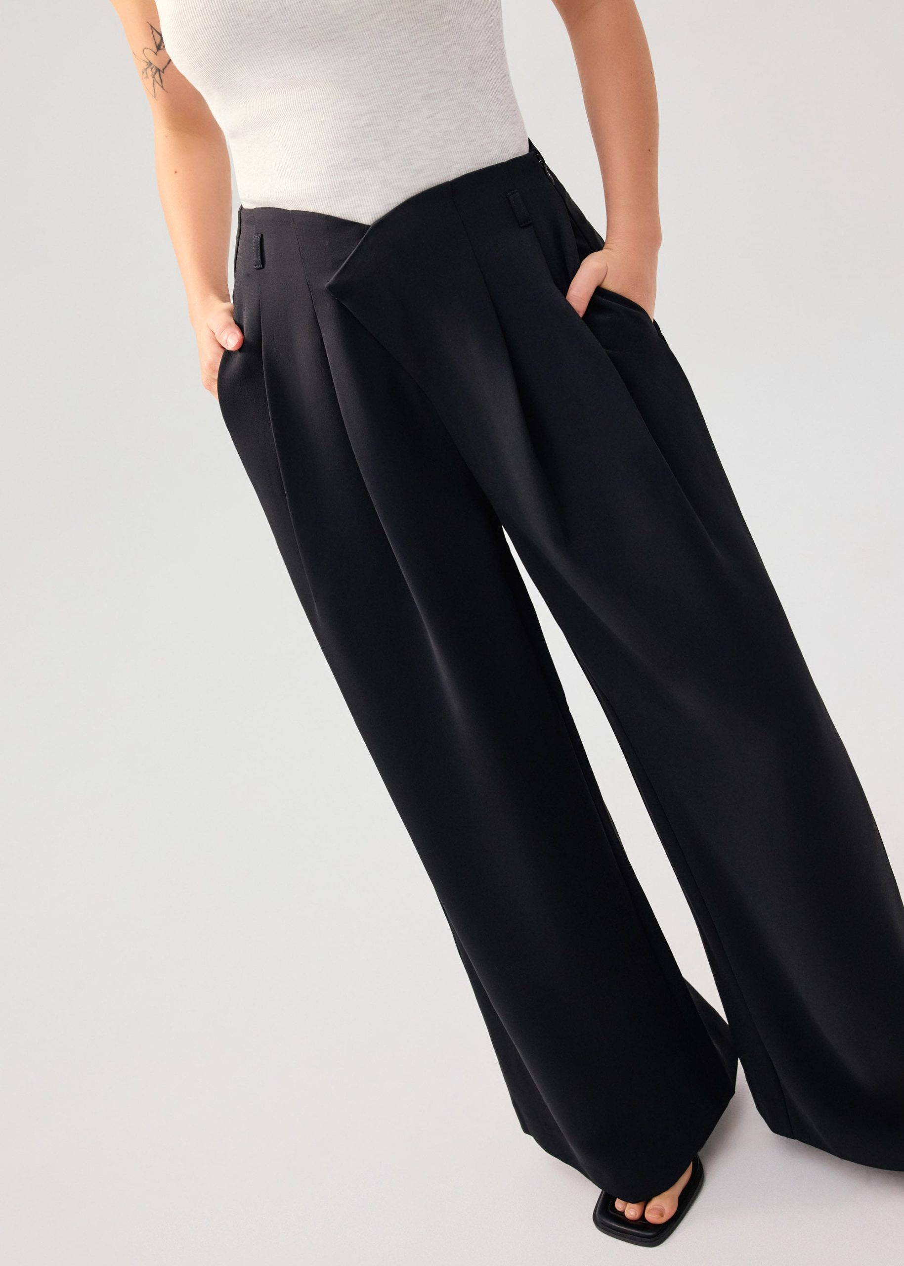 PETITE Leggy??Nadine Crepe Asymmetric Waistband Straight Leg Pants - Image 2