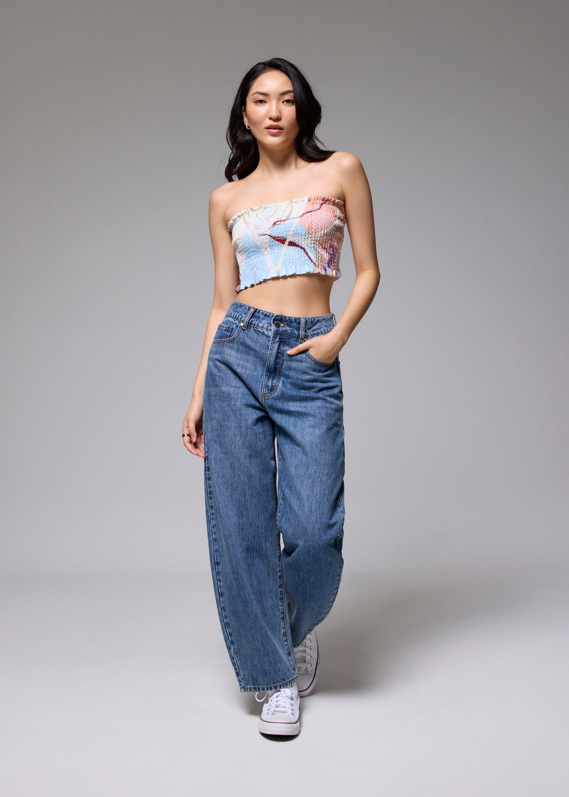 Fitted Crop Tube Top in Tossed Blooms - Image 5
