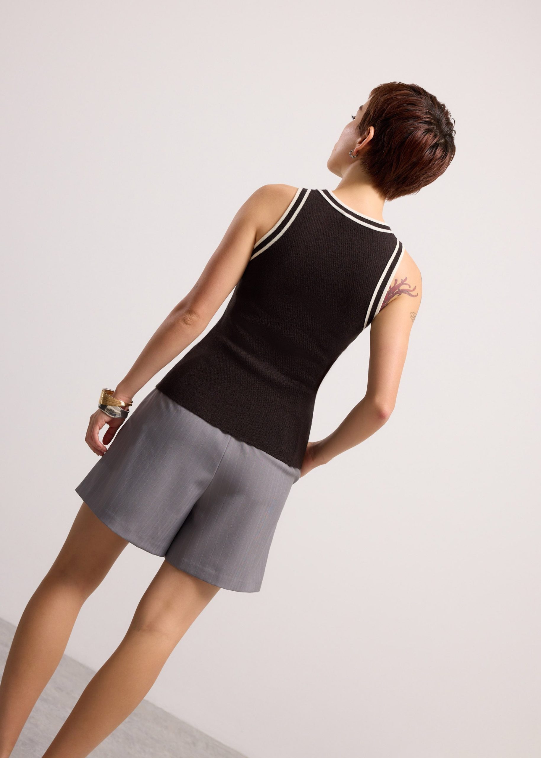 Sui Contrast Piping Knit Racerback Tank - Image 11