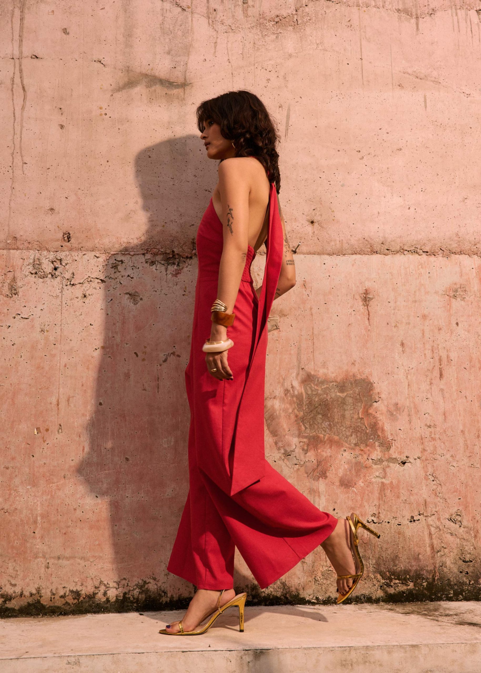 BraFree by LB Multi-way Linen Halter Jumpsuit - Image 19