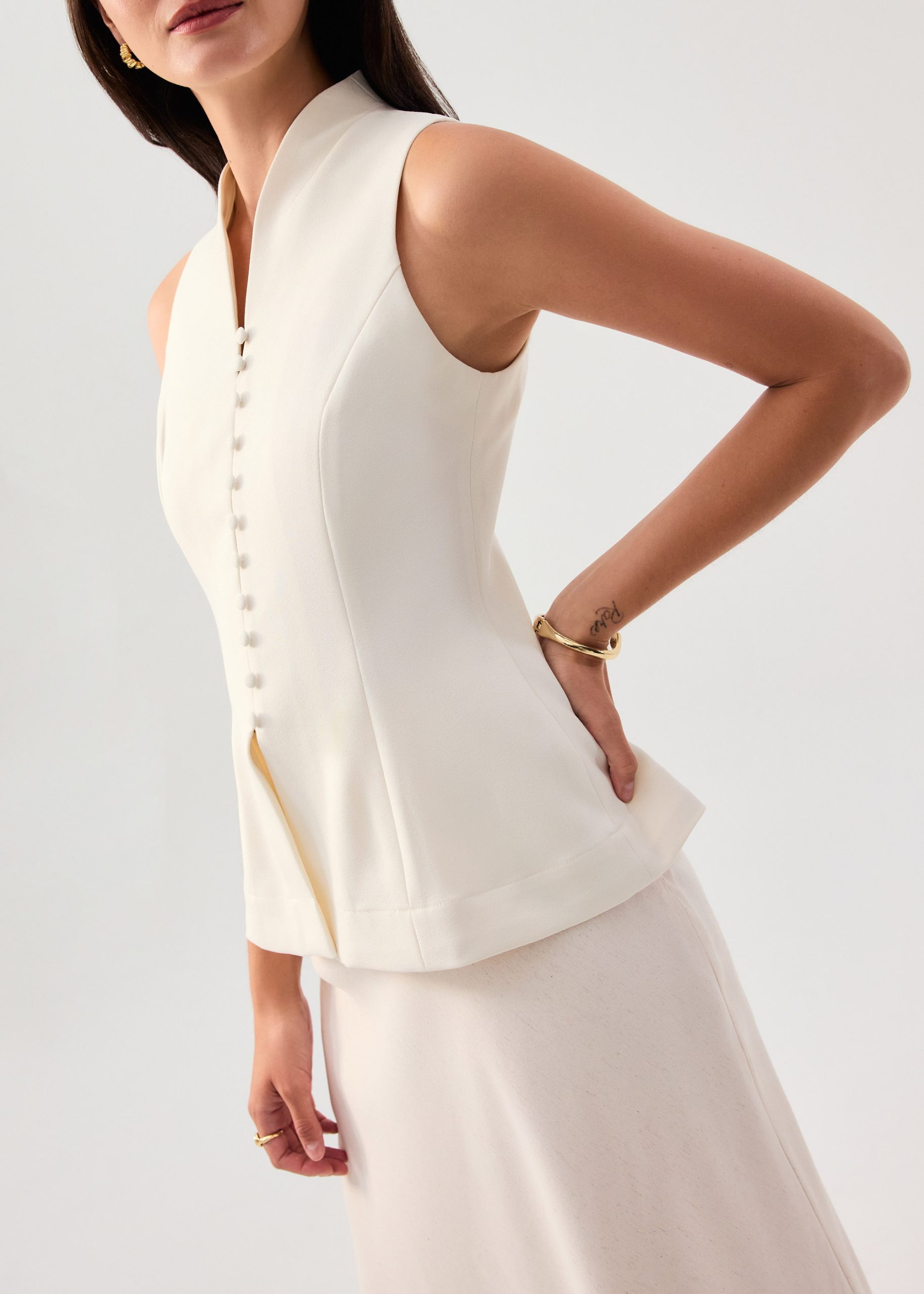 Zhen Mandarin Collar Peplum Vest Top - Image 18