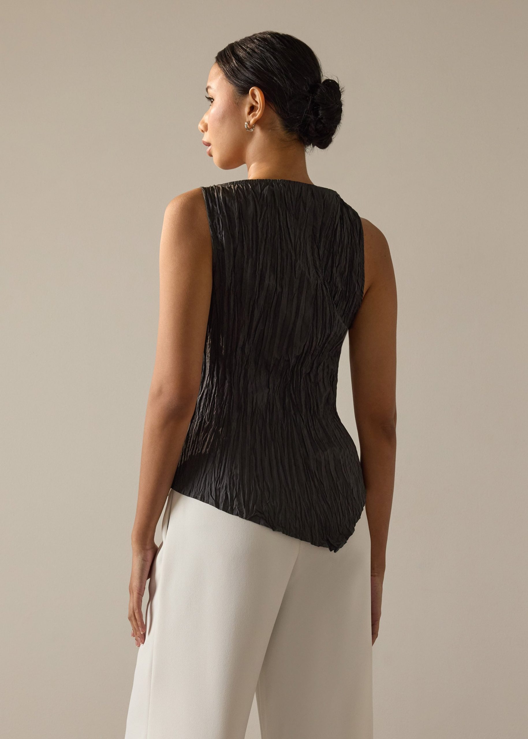 Joanne Crinkled Pleats Asymmetric Hem Top - Image 13