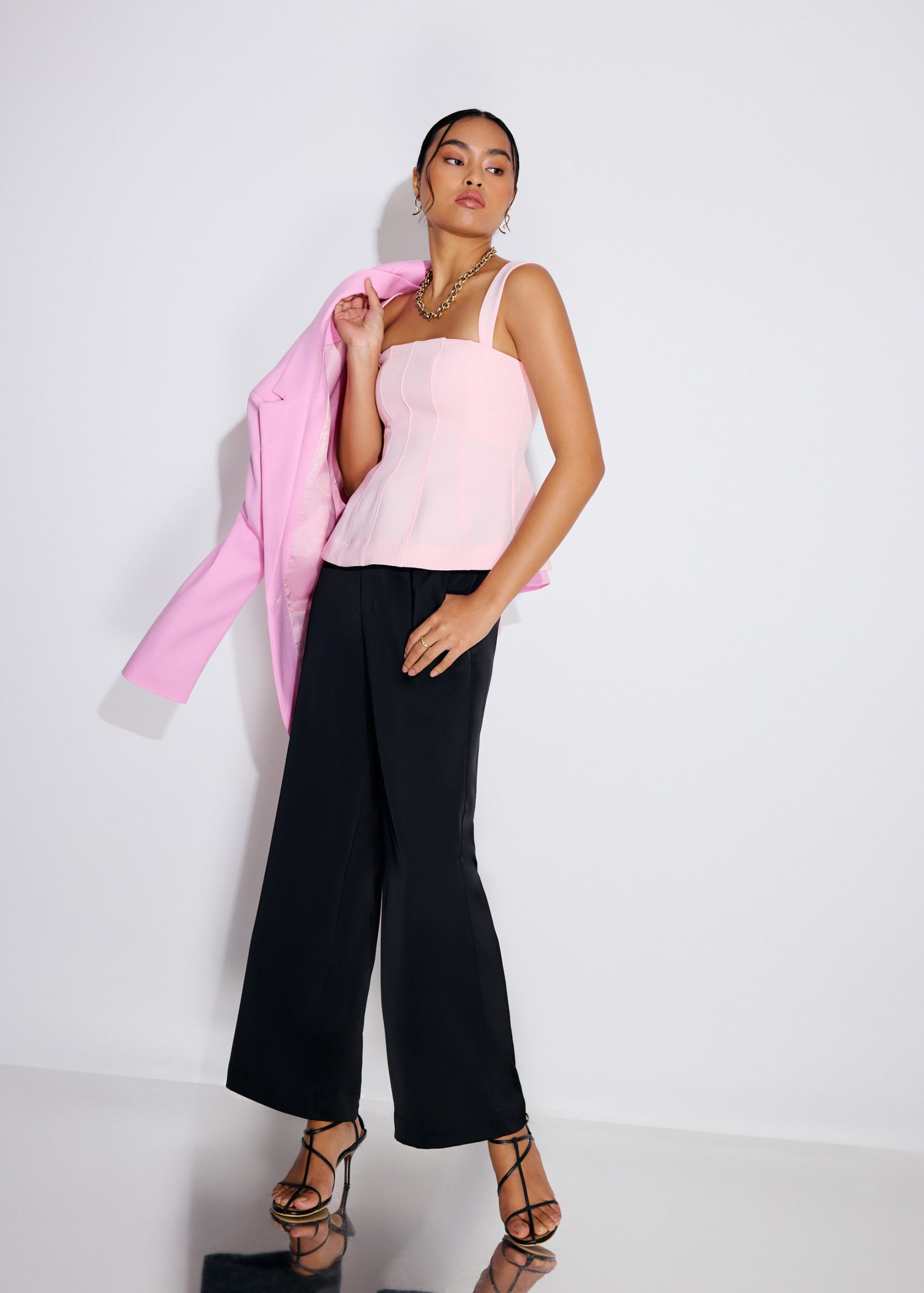 BraFree by LB Bella Detachable Straps Panelled Peplum Top - Image 20