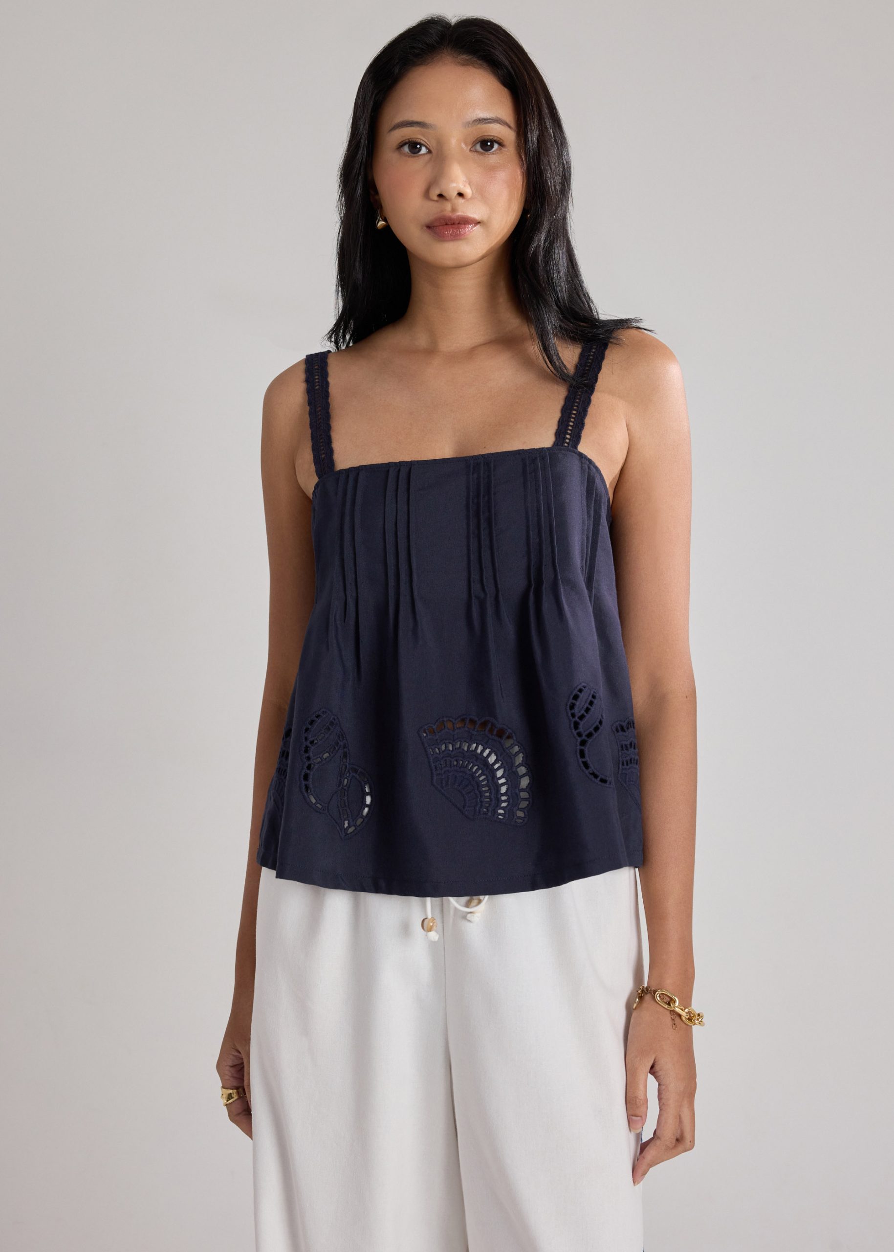 Relaxed Shell Top in Tidal Escape Broderie - Image 3
