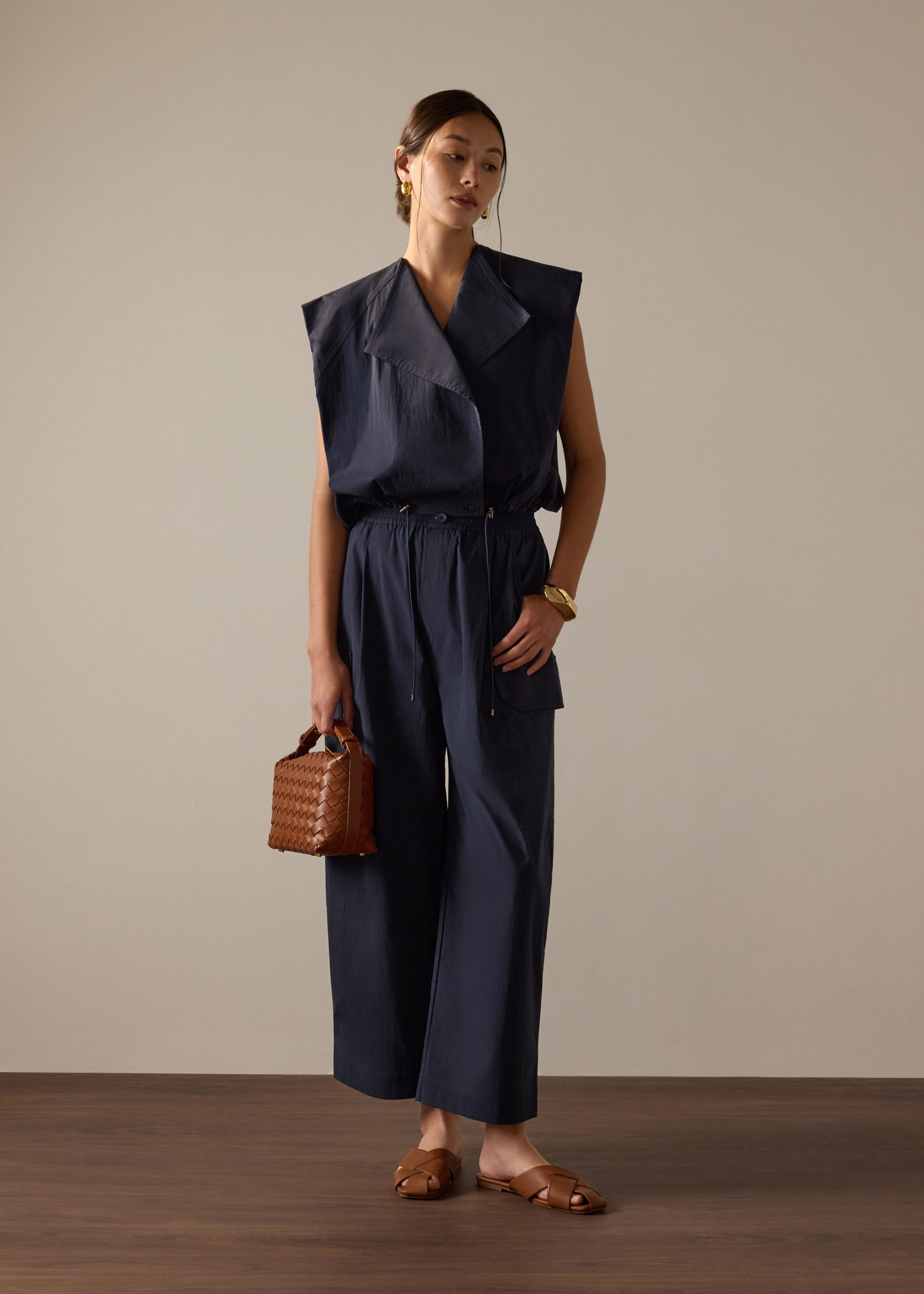 Oversized Collared Vest - Image 9
