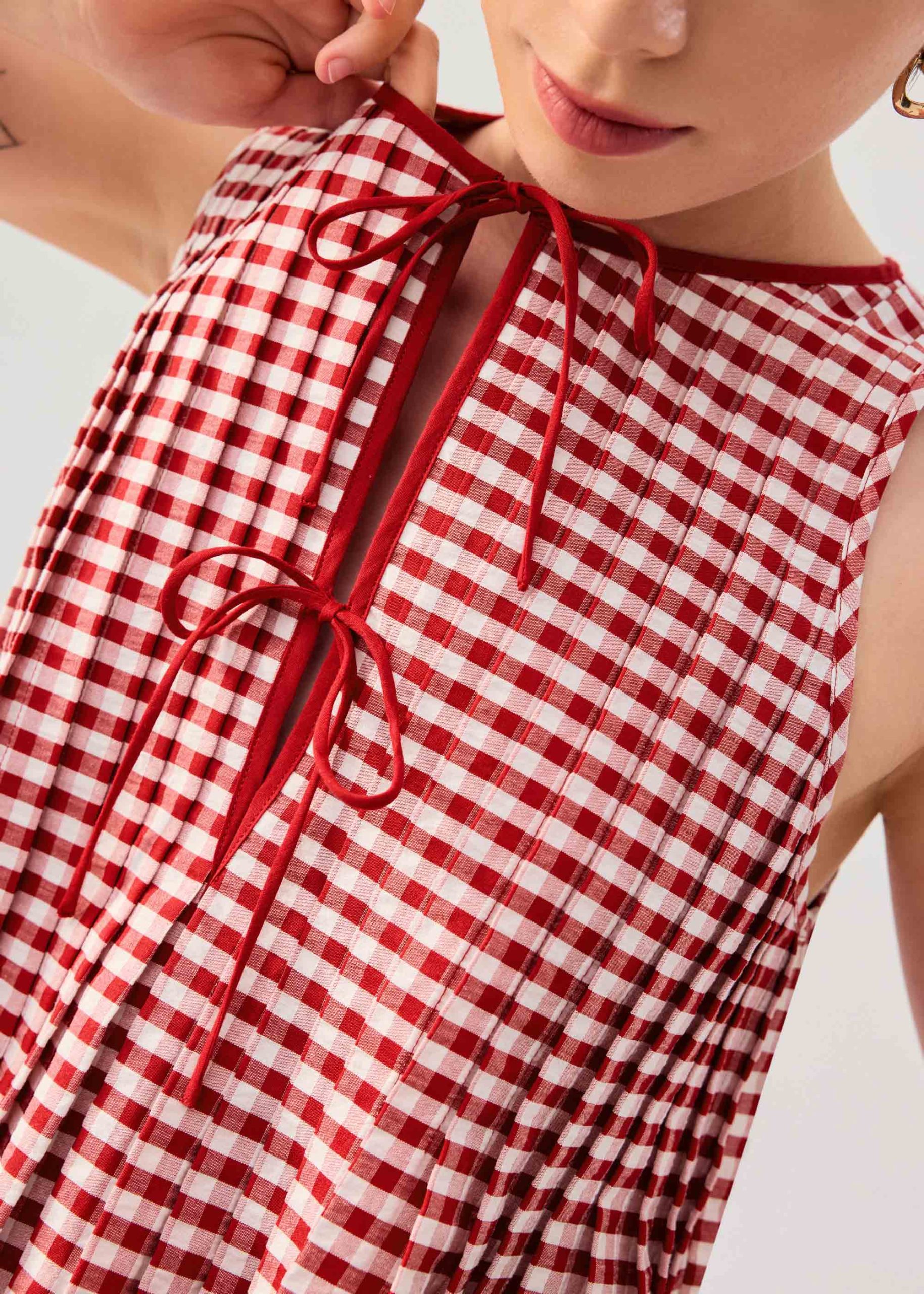 Gingham Cotton Pleated Front Tie Round Neck Babydoll Top - Image 6