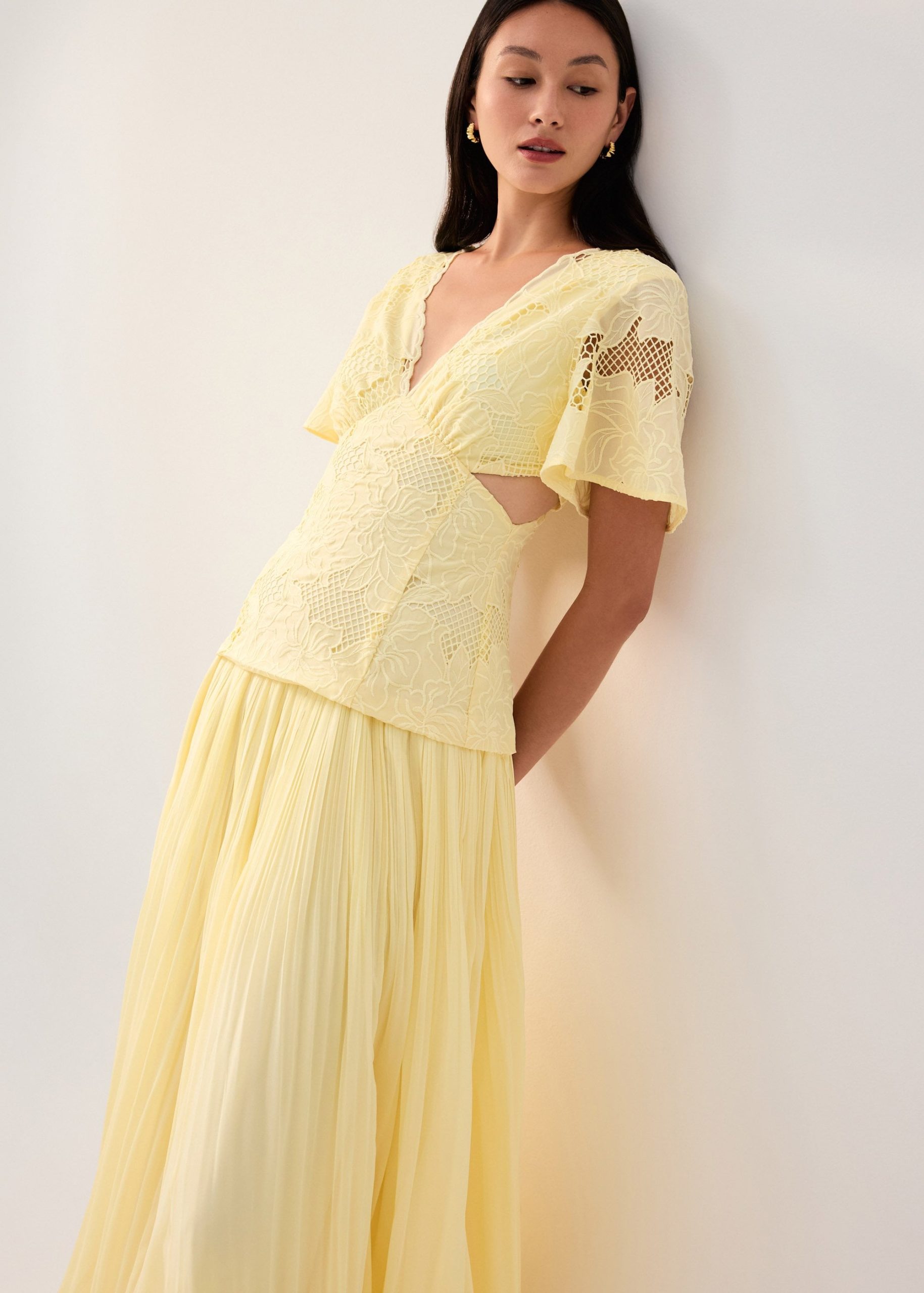 BraFree by LB Lace V-Neck Bell Sleeve Fit & Flare Maxi Dress - Image 7