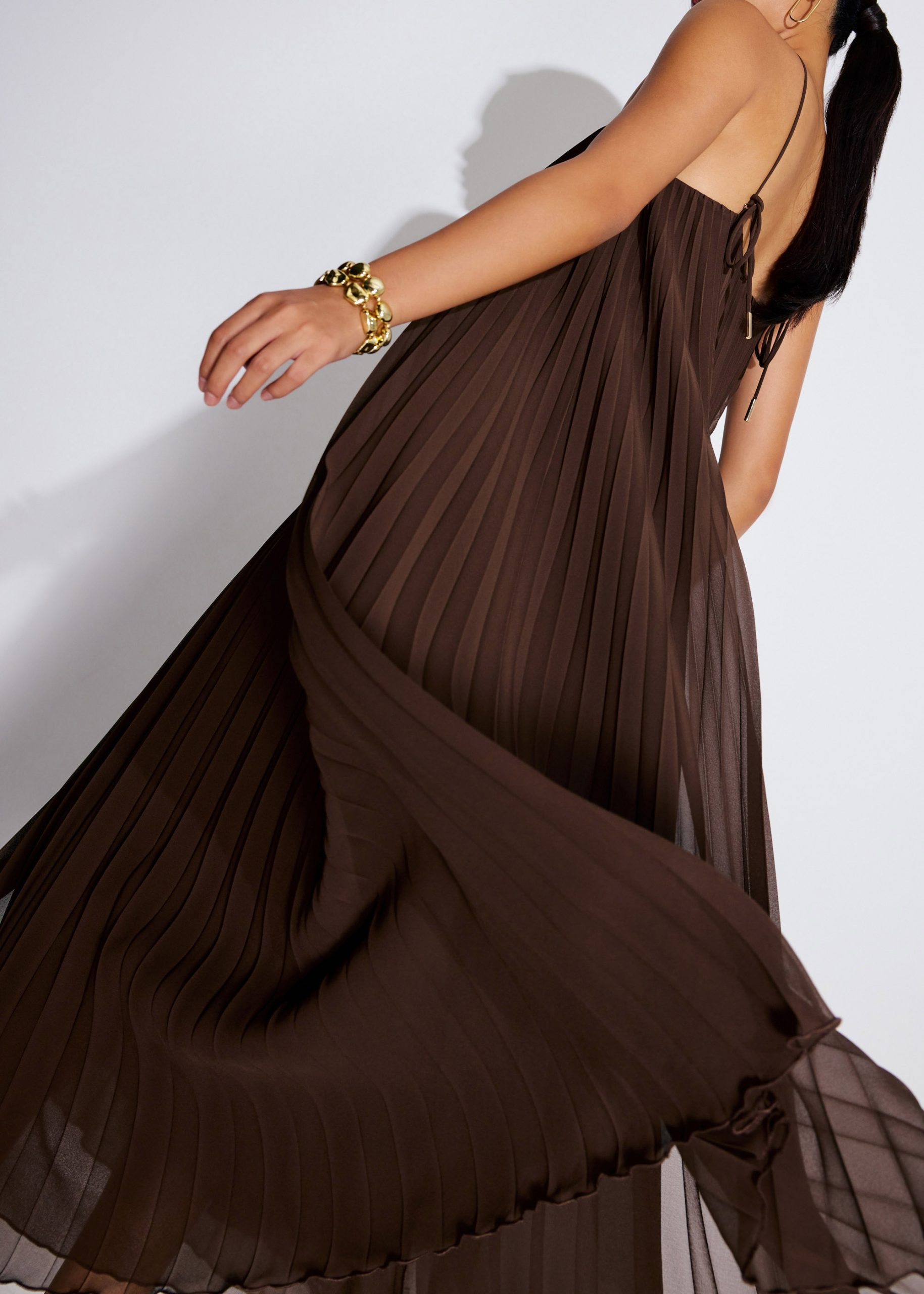 Pleated Halter Trapeze Maxi Dress - Image 10
