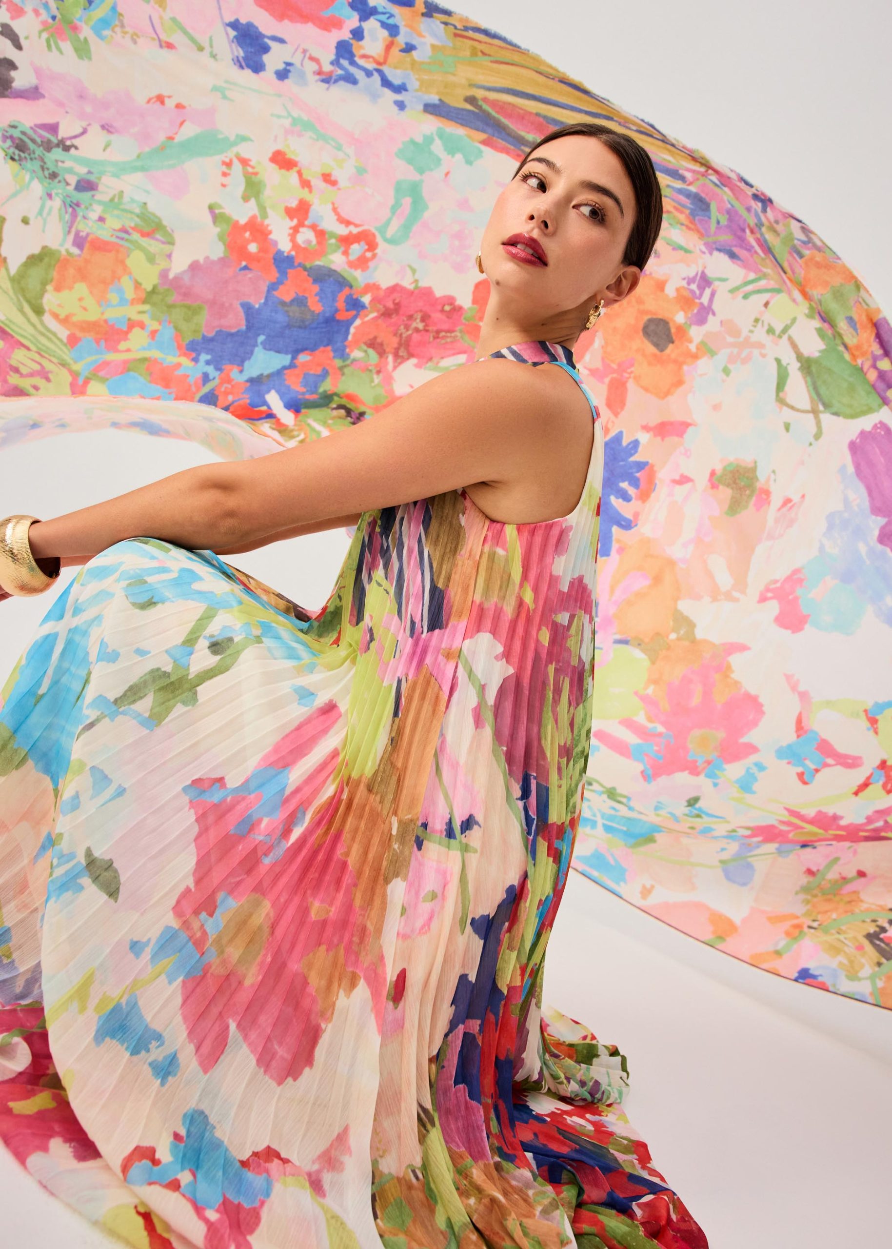 Georgette Pleated Mock Neck Trapeze Midaxi Dress in Vivid Blooms - Image 2