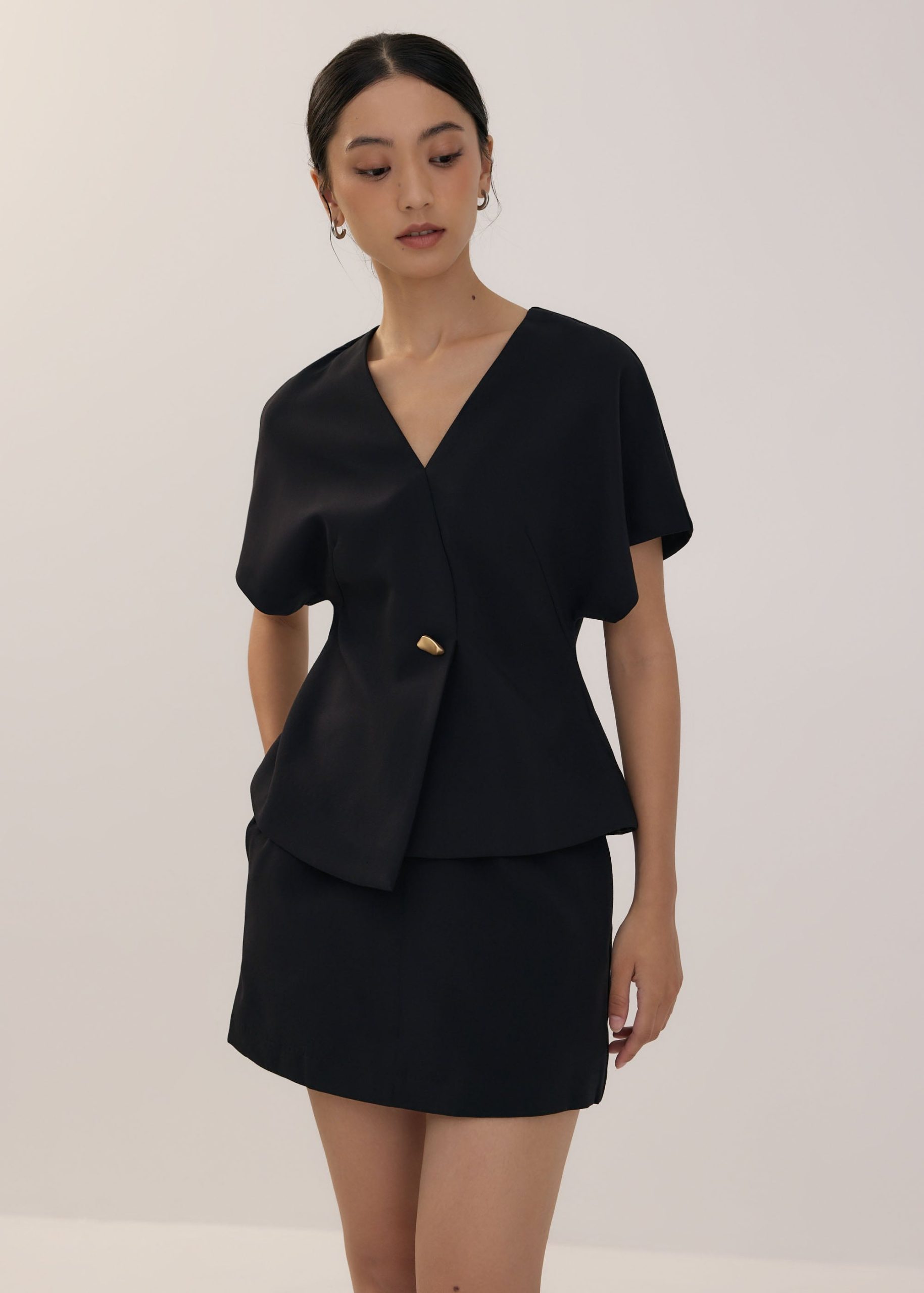 V-neck Batwing Top - Image 4