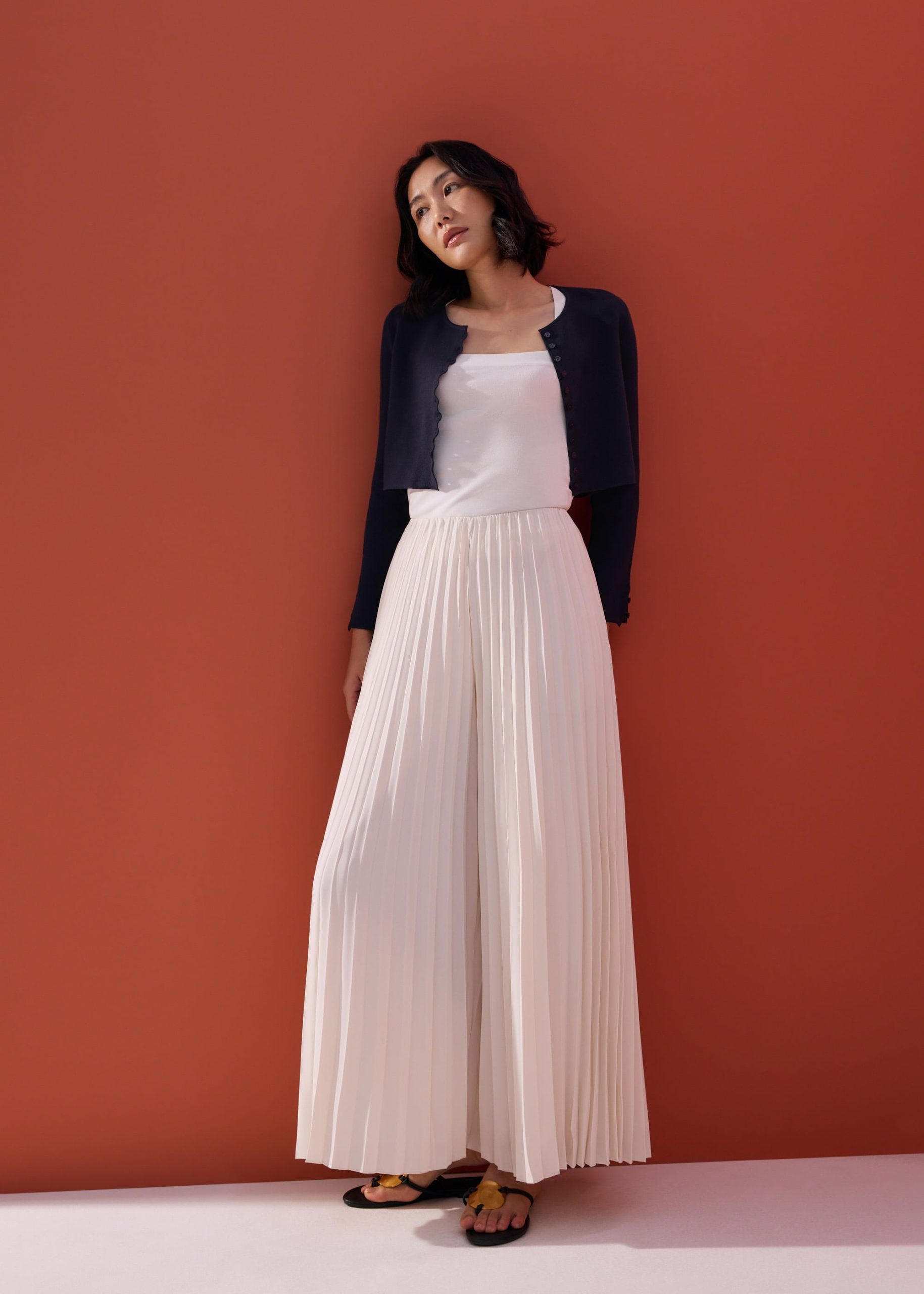 Malee Boxy Knit Scallop Edge Cardigan - Image 3