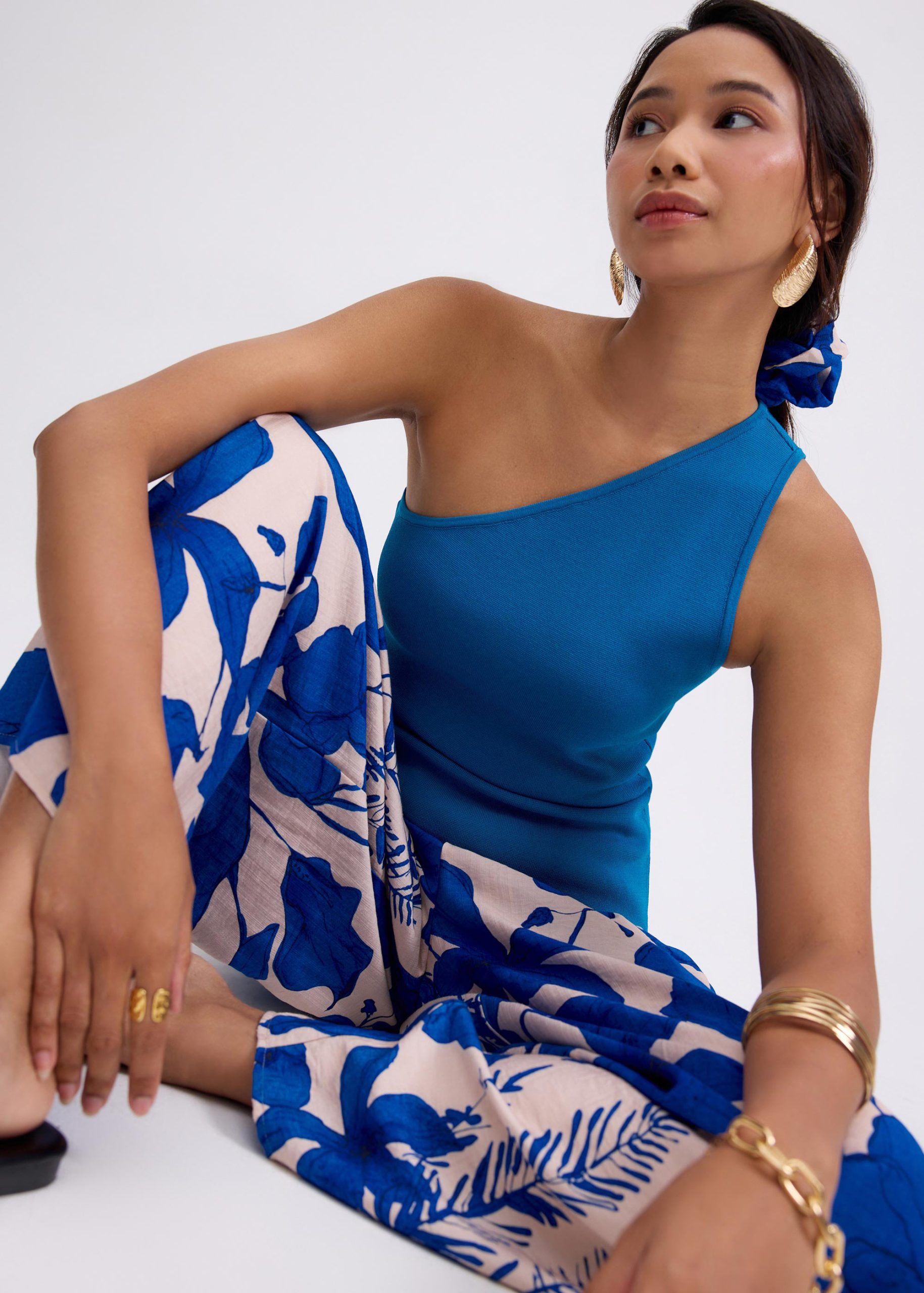 Elastic High Waist Wide Leg Pants in Garden City Blooms - Image 8