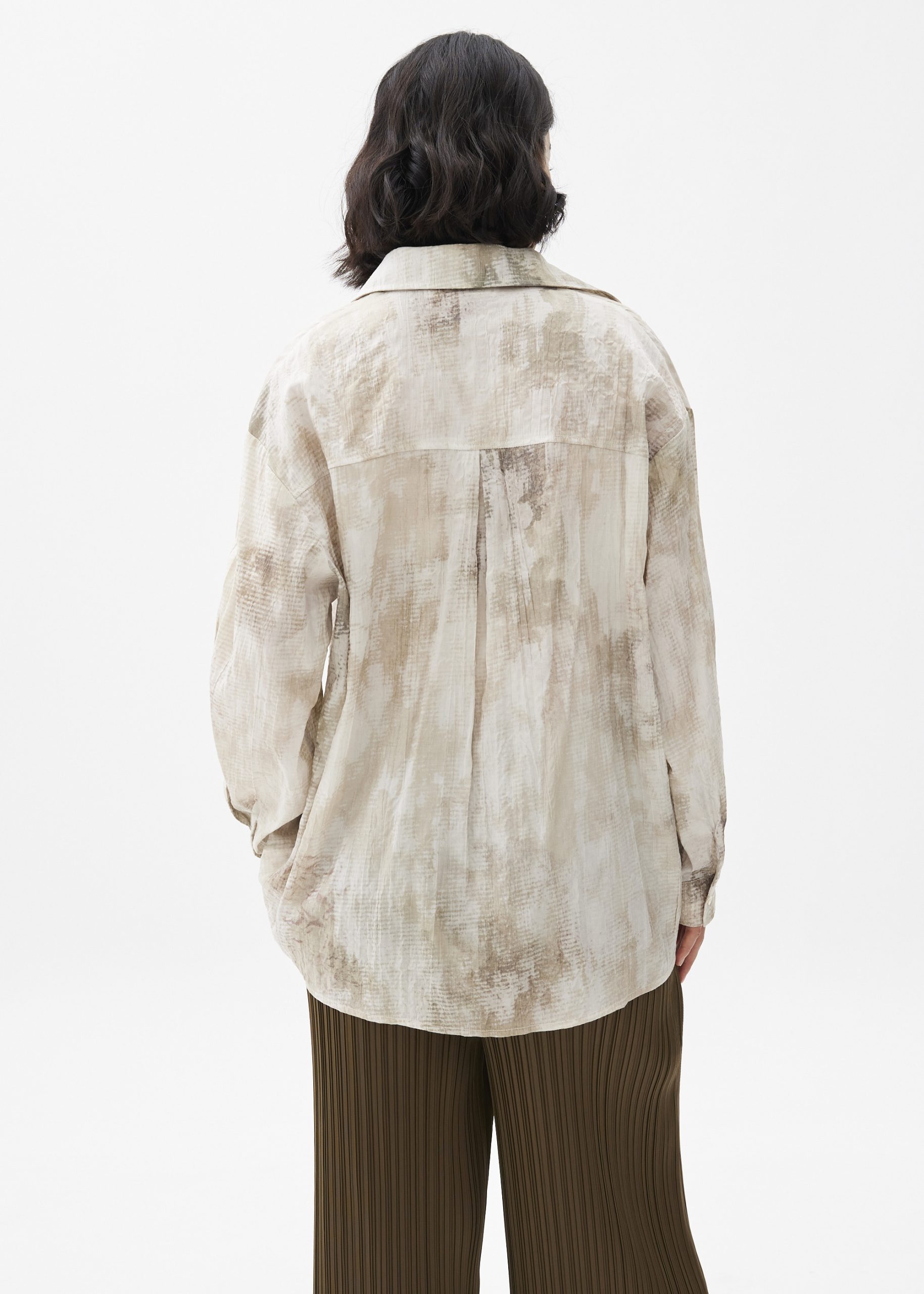 Oversized Abstract Collared Shirt - Image 6
