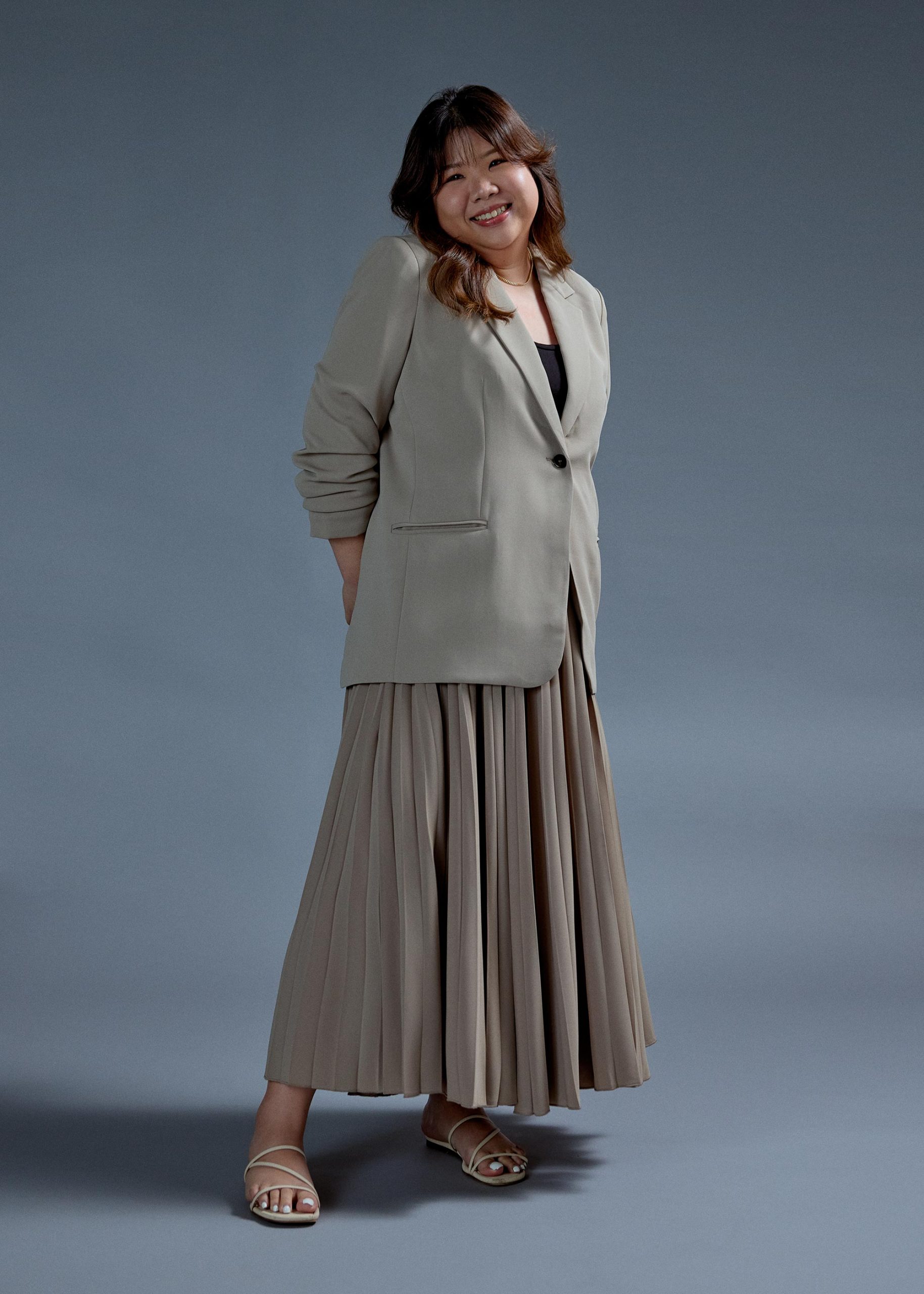 Wei Elastic Sunray Pleated Midaxi Skirt - Image 14