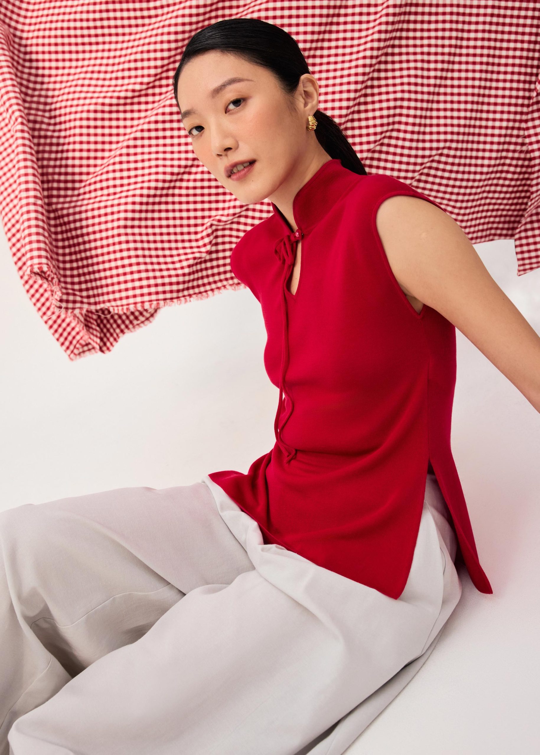 Tiffy Mandarin Collar Fitted Top - Image 13