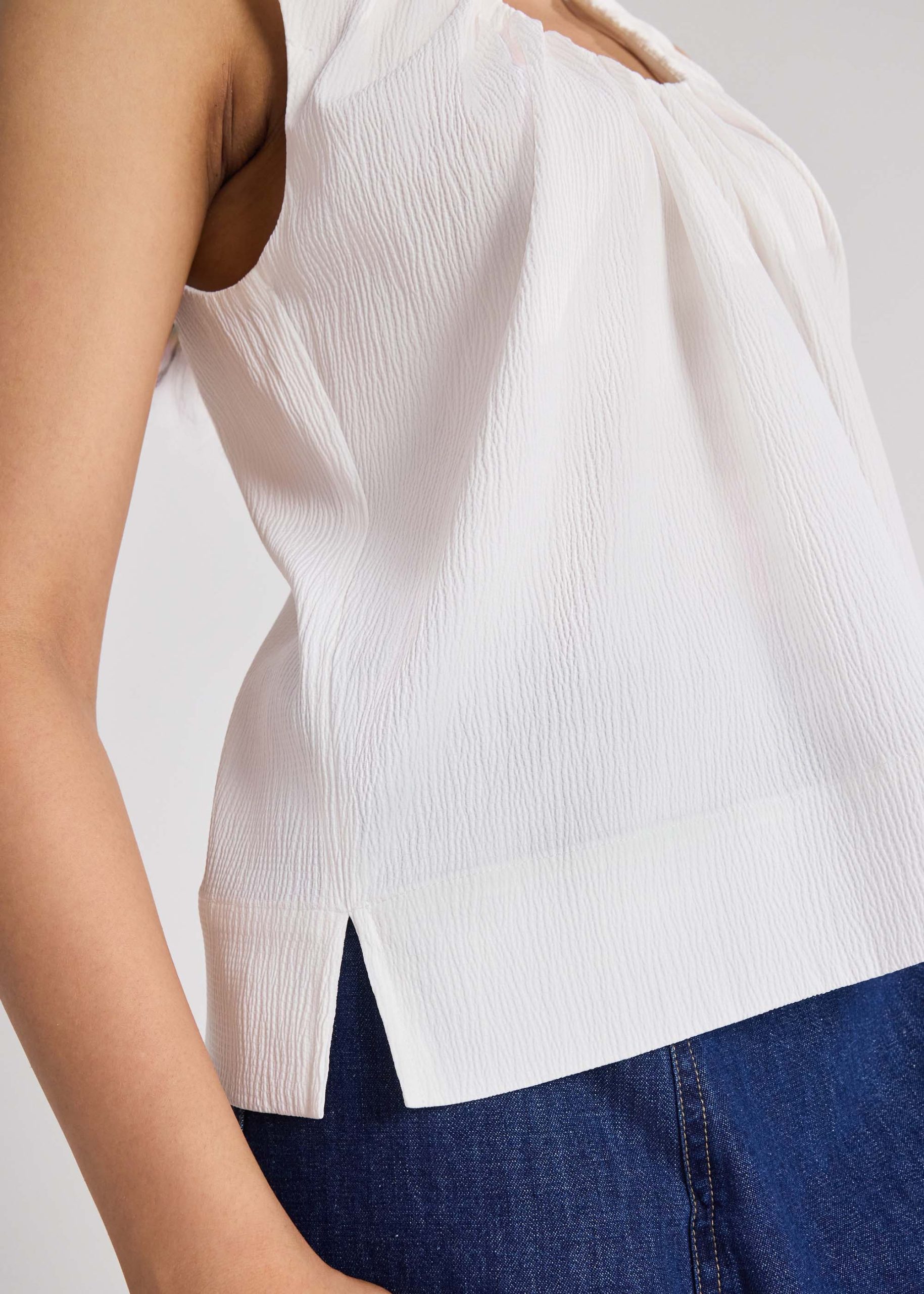Tala Seersucker Shell Top - Image 13