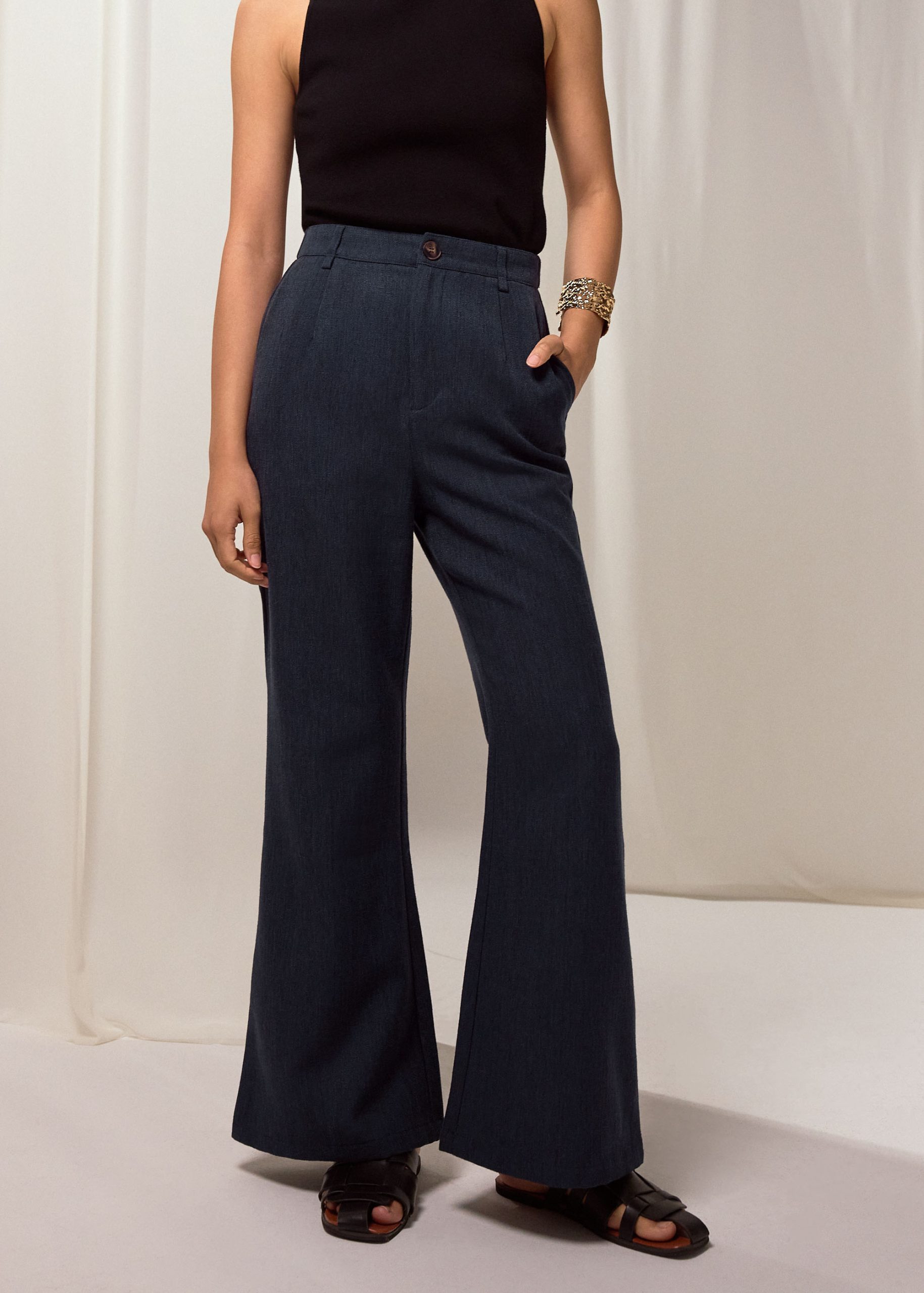 PETITE Leggy??Pvara Textured Flare Pants - Image 5