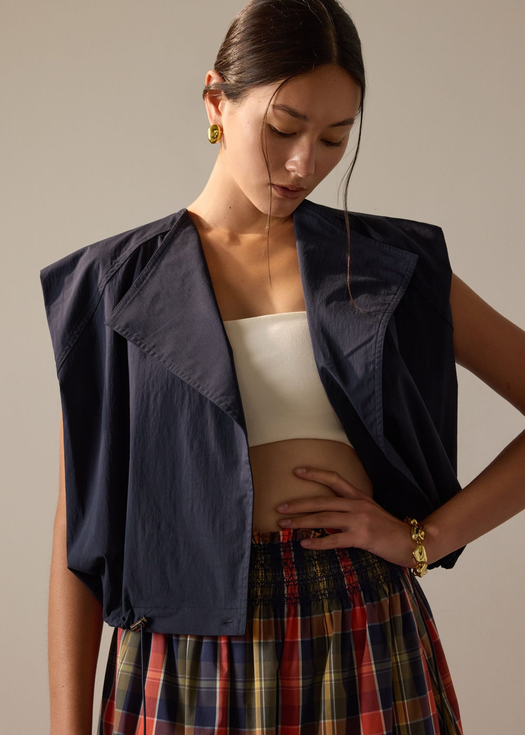 Oversized Collared Vest - Image 2