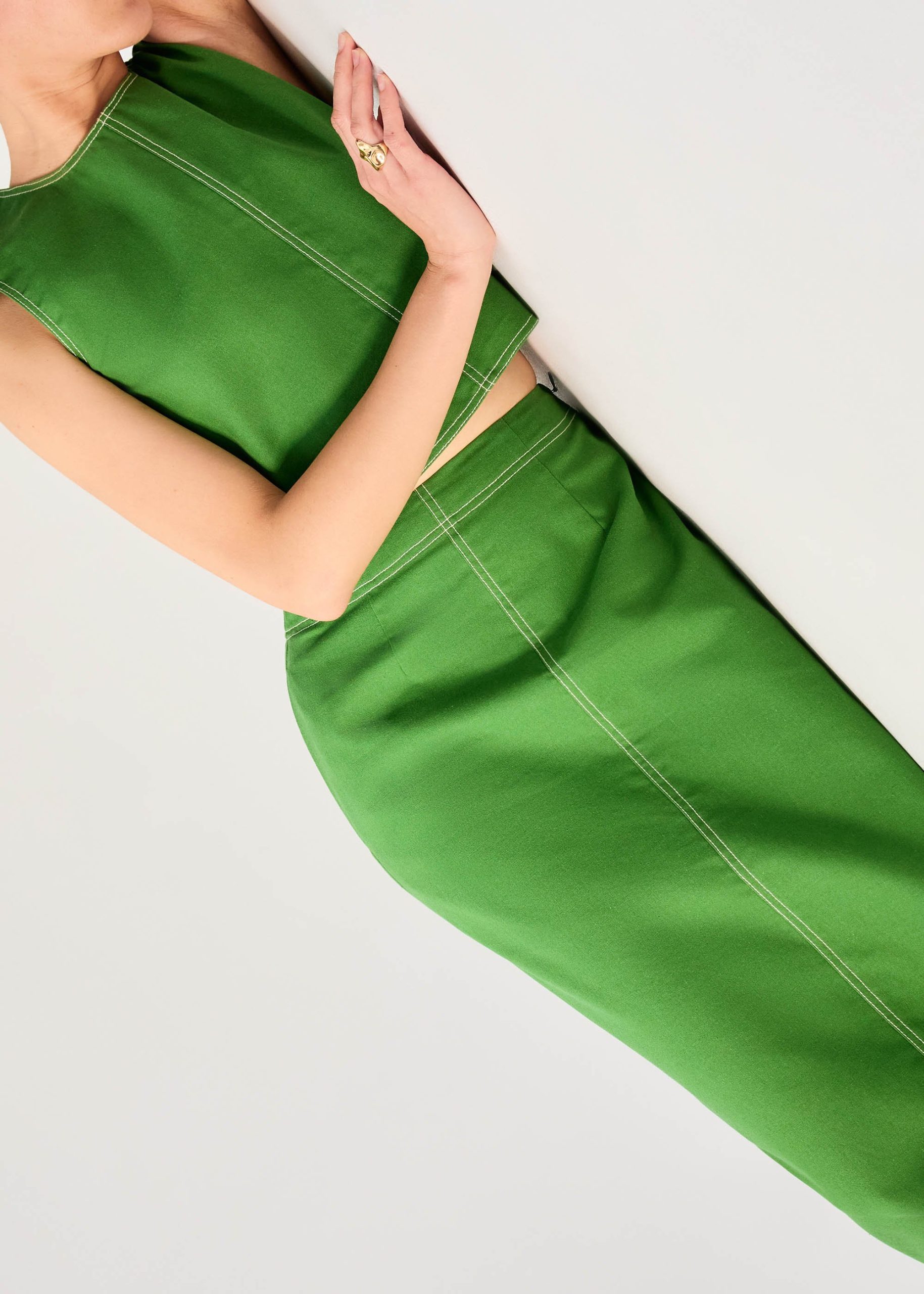 Elastic Contrast Stitch High Waist A-line Maxi Skirt - Image 13