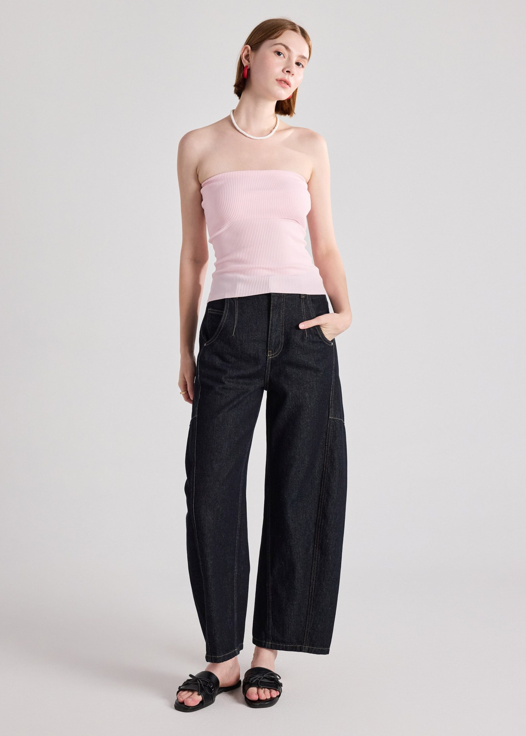 Vic Barrel Jeans - Image 11