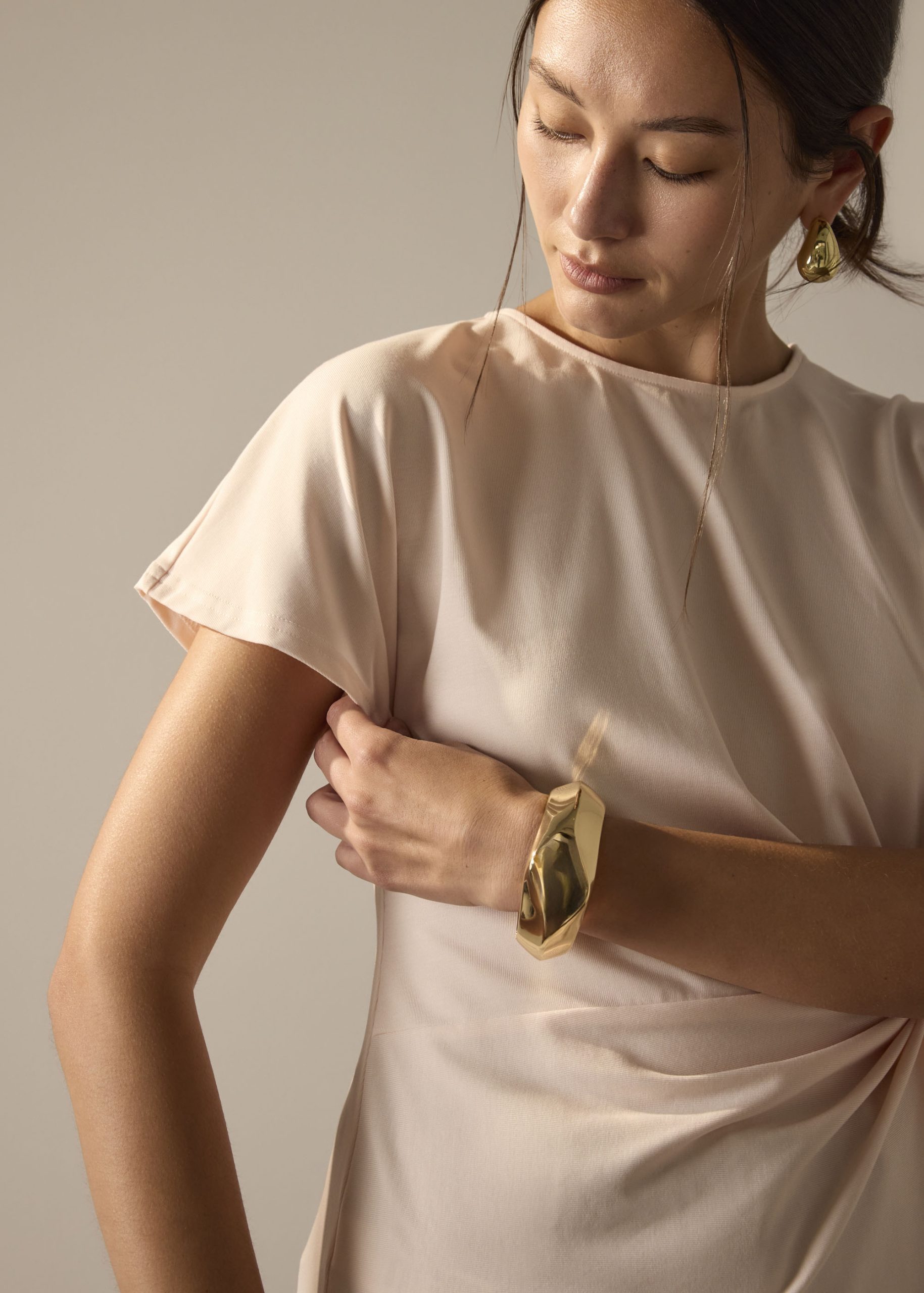 Jersey Twist Knot Long Tee - Image 5