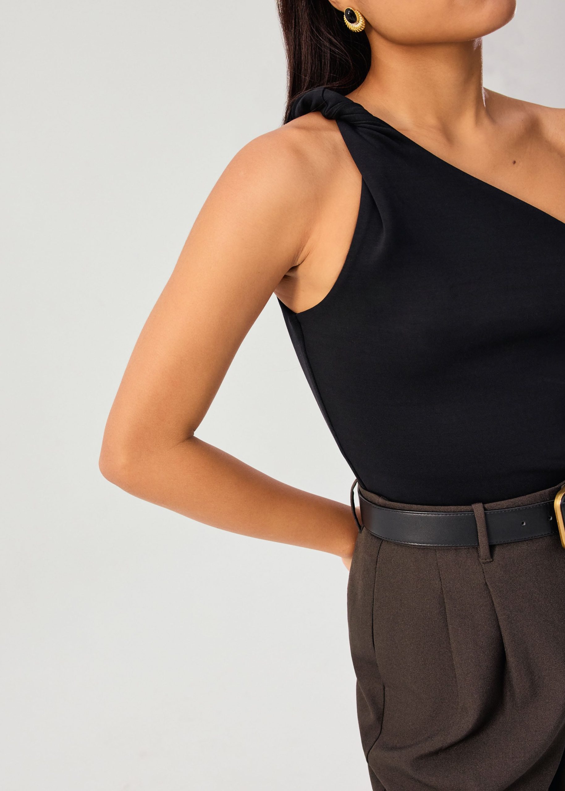Tencel Shoulder Twist Toga Fitted Top - Image 6