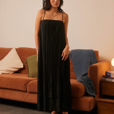 Plisse Trapeze Column Midaxi Dress