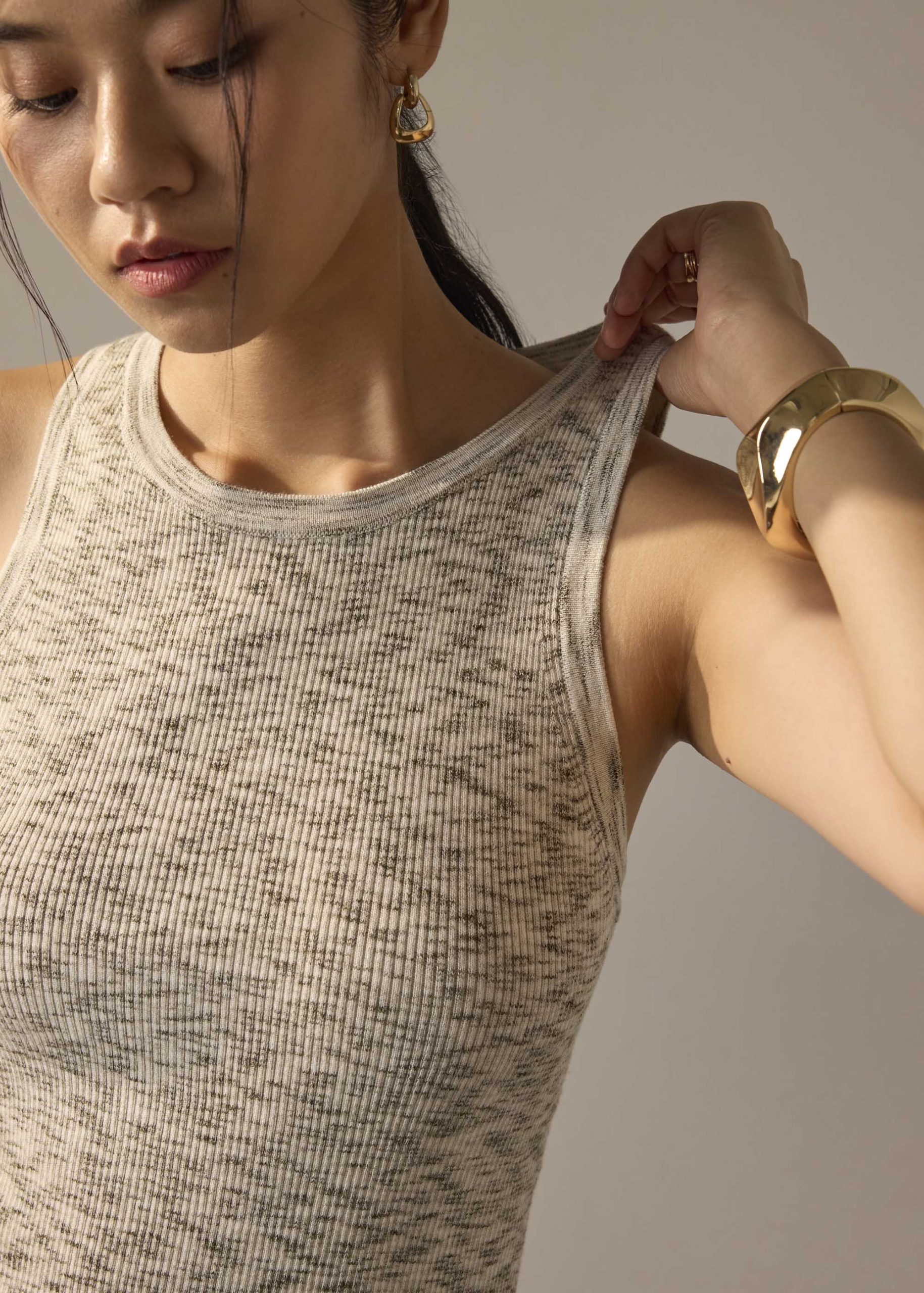 Duo Tone Knit Fitted Tank - Image 4