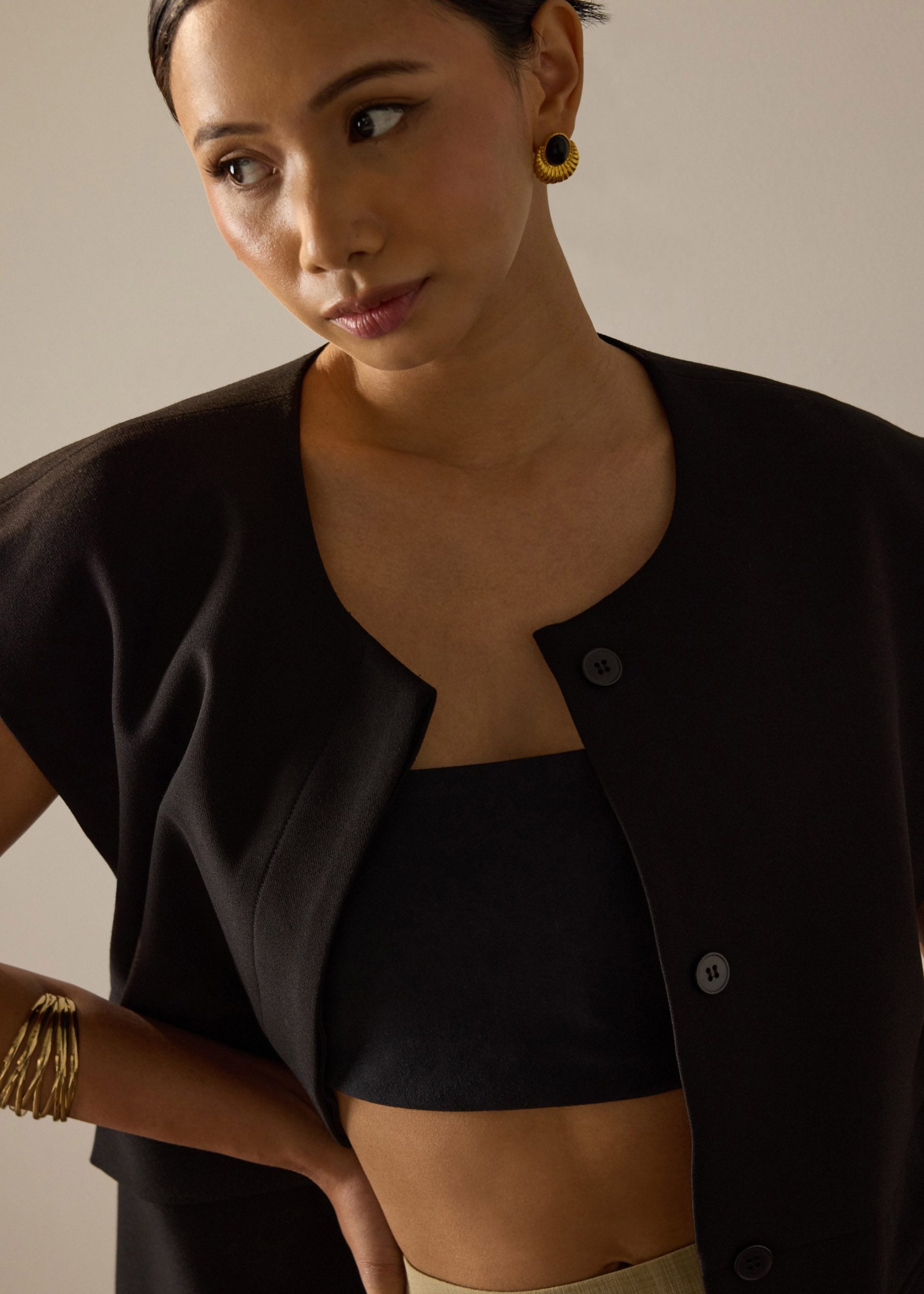Riyo Twill Round Neck Boxy Vest - Image 5
